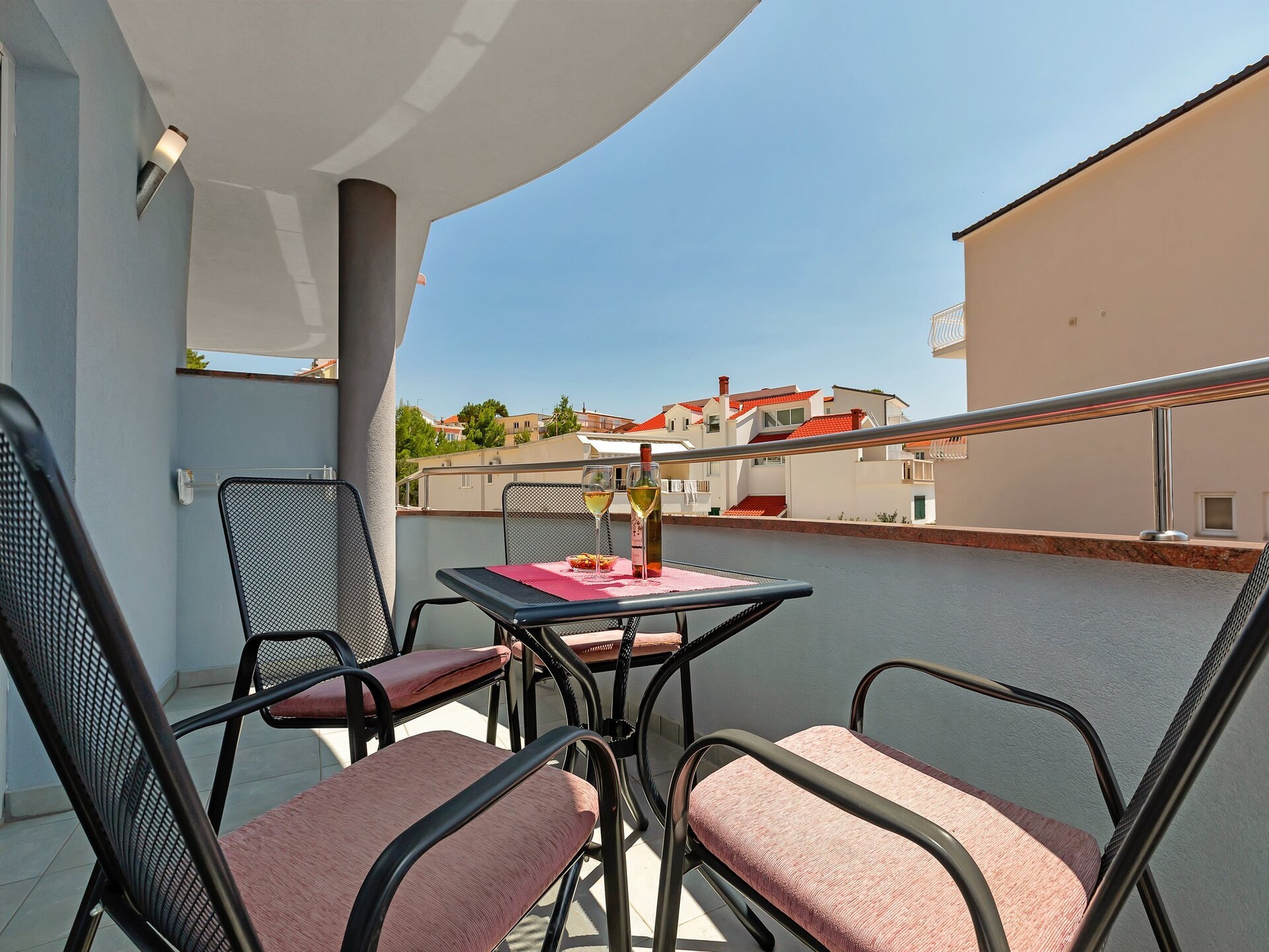 Zonnig appartement met balkon op 400m van strand in Baška Voda - foto 16