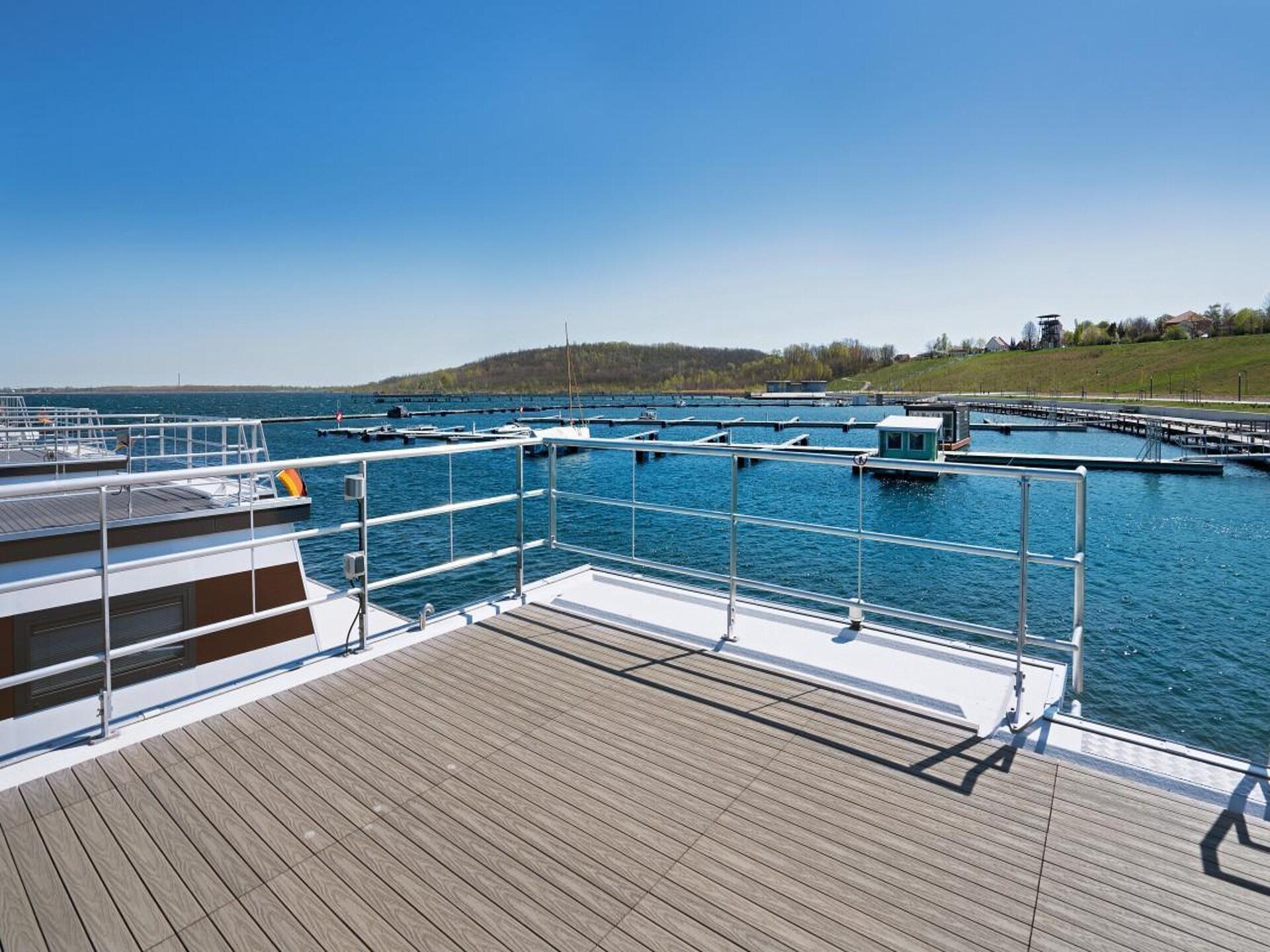 Floating 33 woonboot aan Geiseltalsee voor 4 personen - foto 7