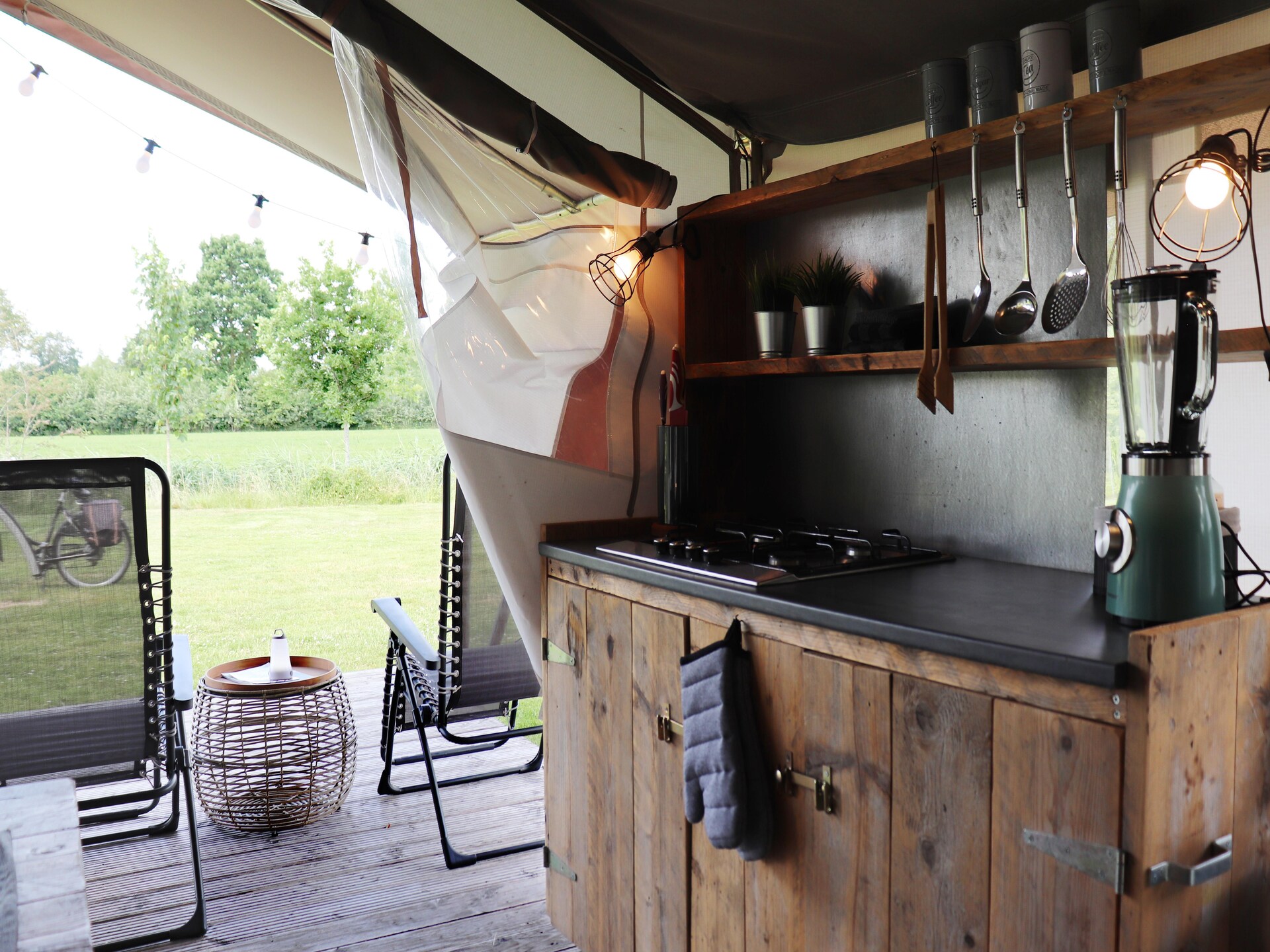 Glamping in Friesland: Luxe safaritent Noflik op rustige natuurcamping - foto 30