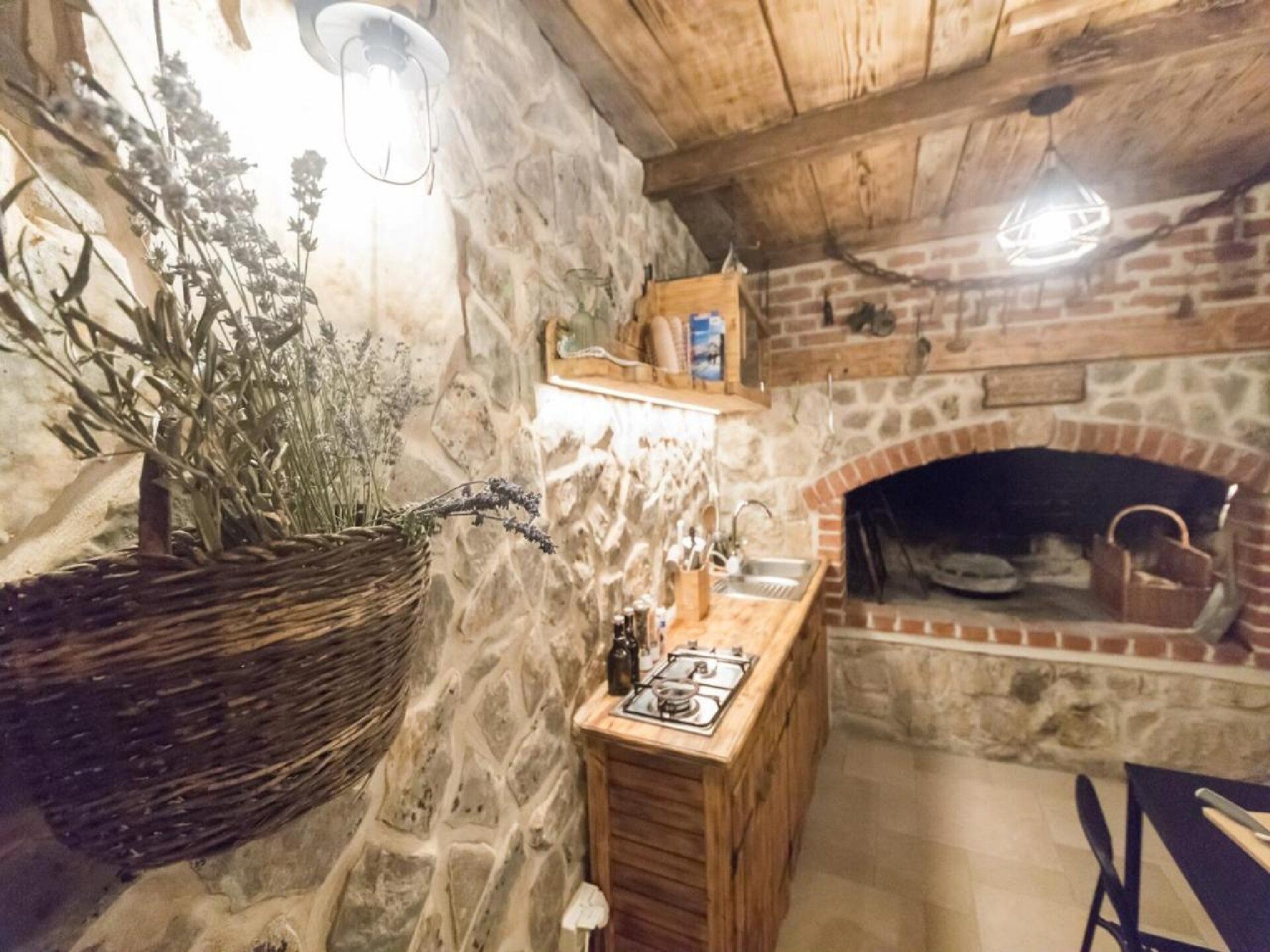 Ruim 3-slaapkamerappartement met balkon en gedeeld zwembad in Radovin - foto 26