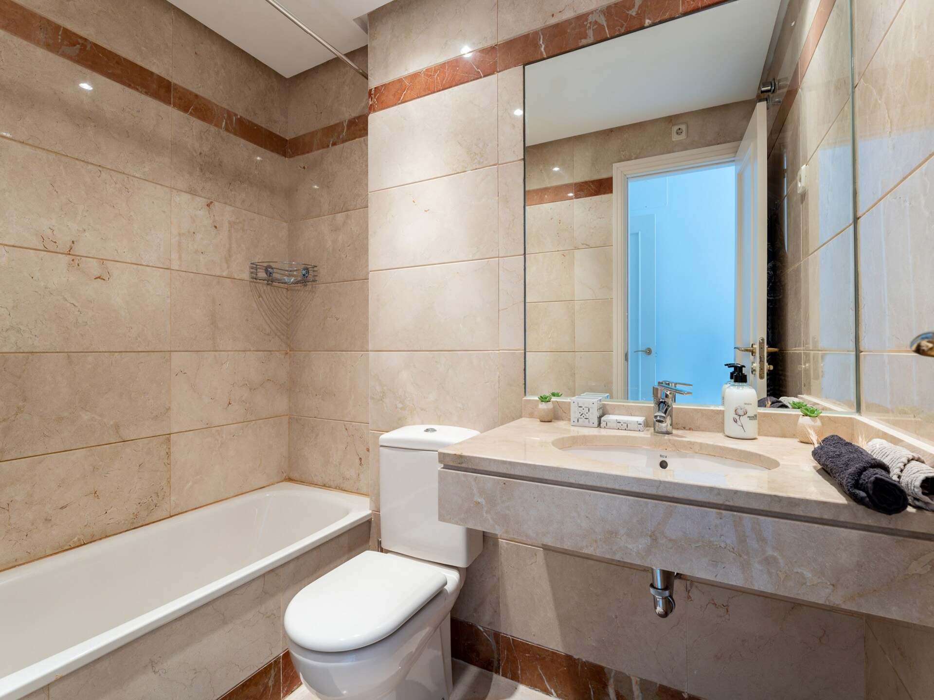 Eerstelijns golfappartement met zeezicht in La Cala de Mijas - foto 26