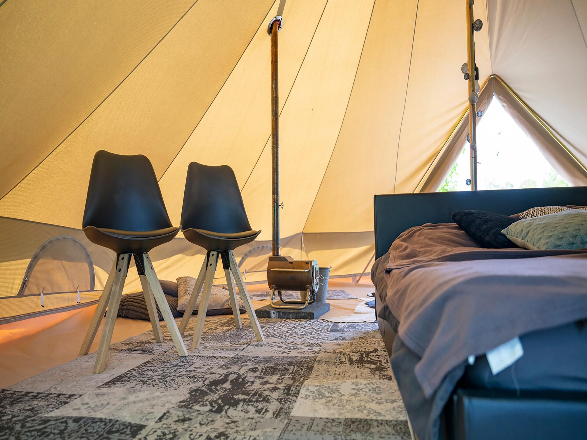 Glamour tent Kreas: Luxe kamperen in De Friese Wouden - foto 15