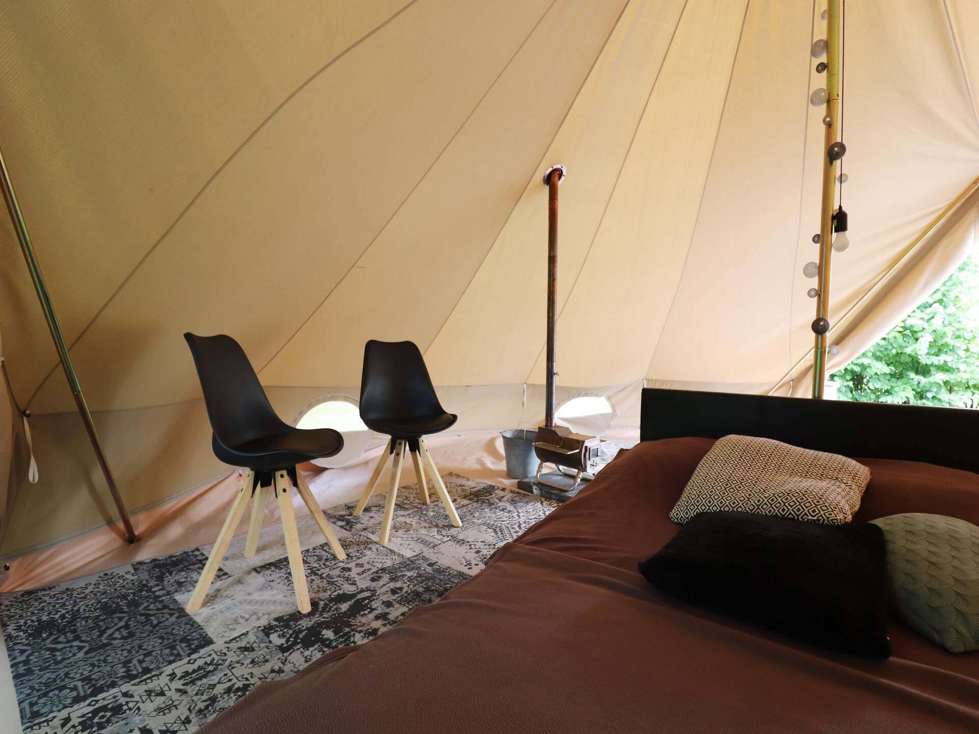 Glamour tent Kreas: Luxe kamperen in De Friese Wouden - foto 16