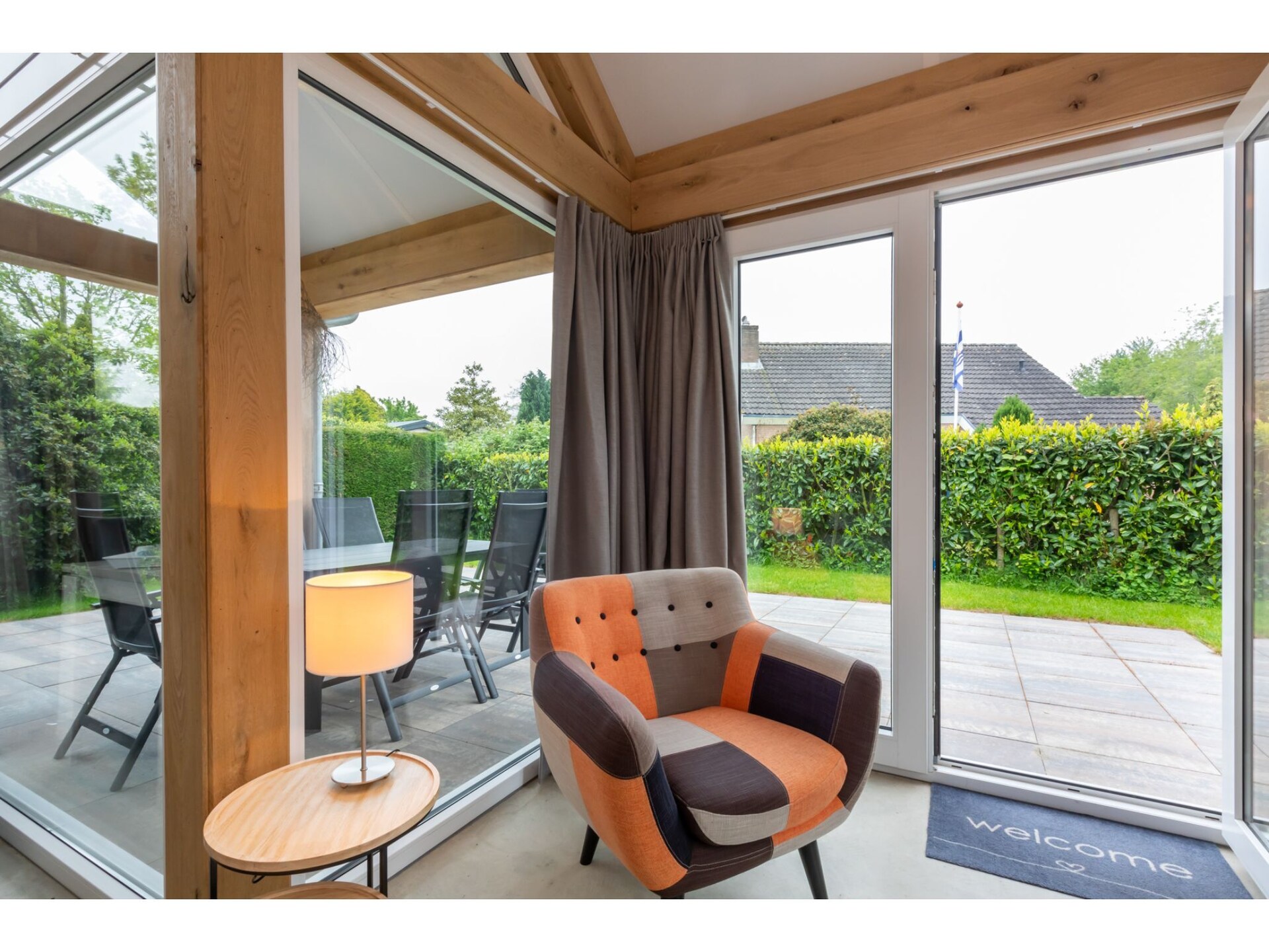 Licht vakantiehuis met besloten tuin op vakantiepark bij Burgh Haamstede - foto 12