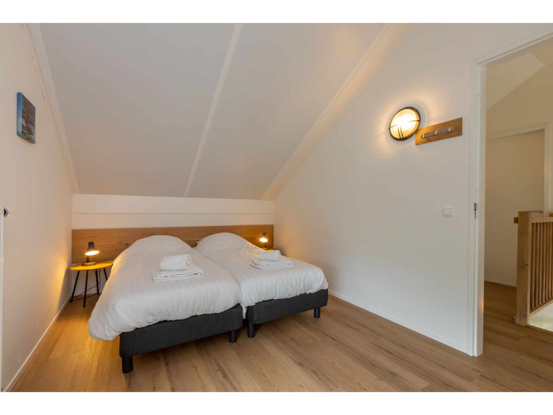 Licht vakantiehuis met besloten tuin op vakantiepark bij Burgh Haamstede - foto 21