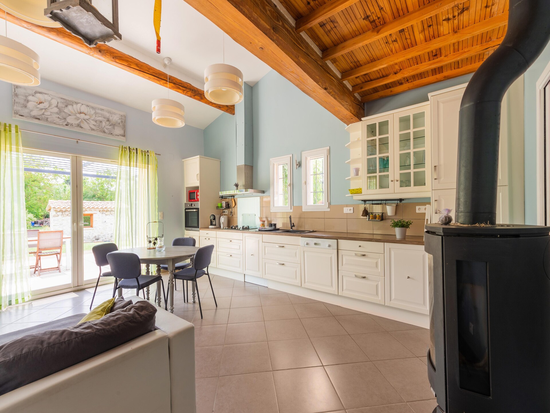 Gerenoveerd huis met tuin bij Pernes-les-Fontaines, 5 personen - foto 10