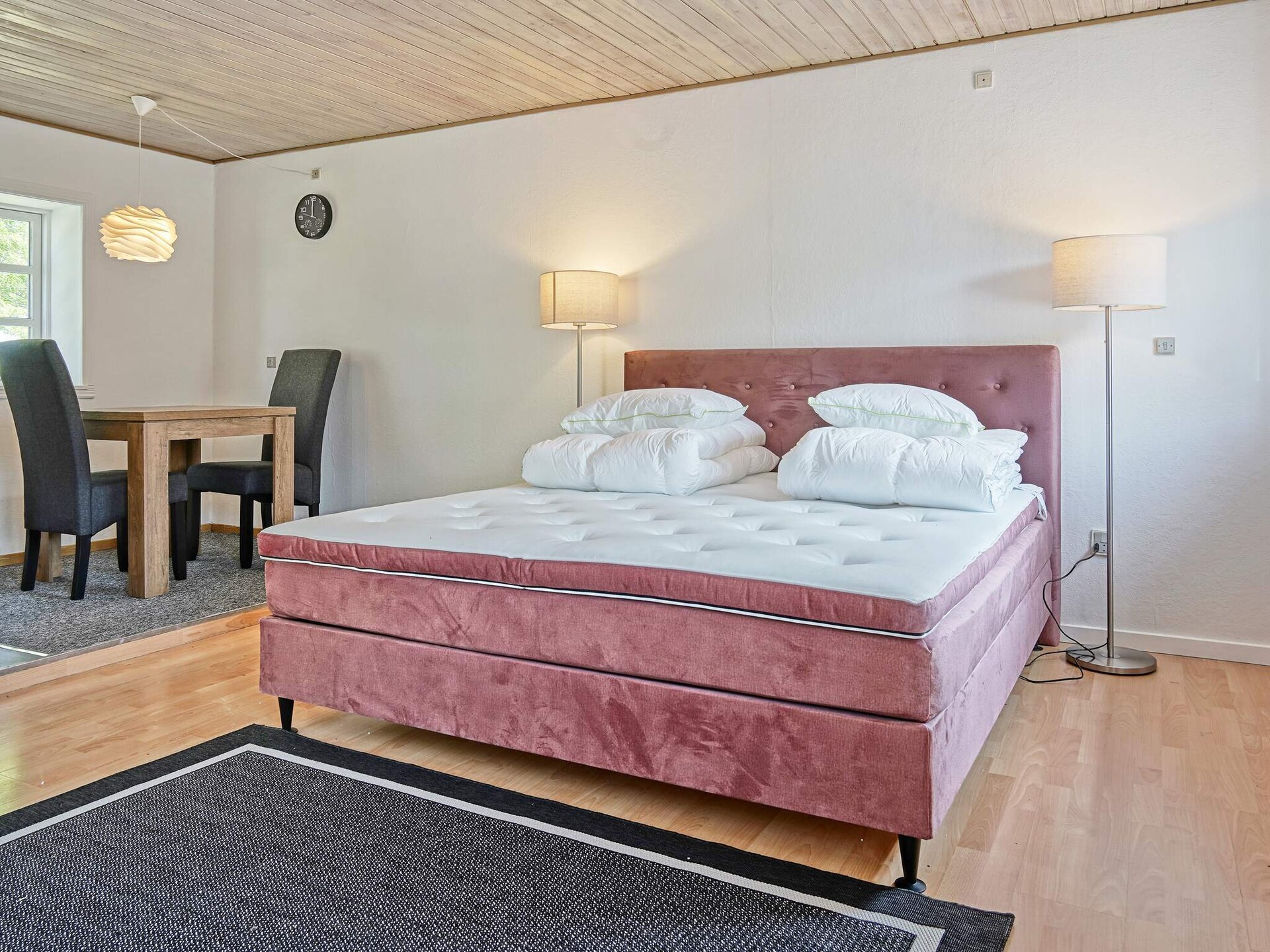 Op 550m van centrum Rønne: ruim vakantiehuis voor 12 personen - foto 31