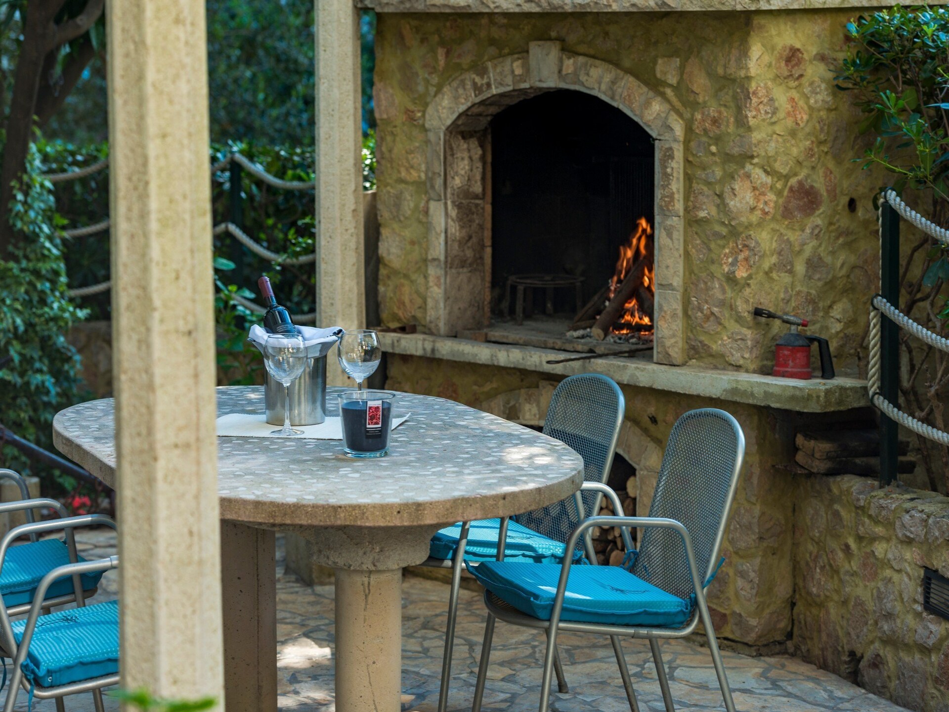 Sfeervol studio-appartement met zonnig terras in rustig Lapad, vlakbij strand - foto 30