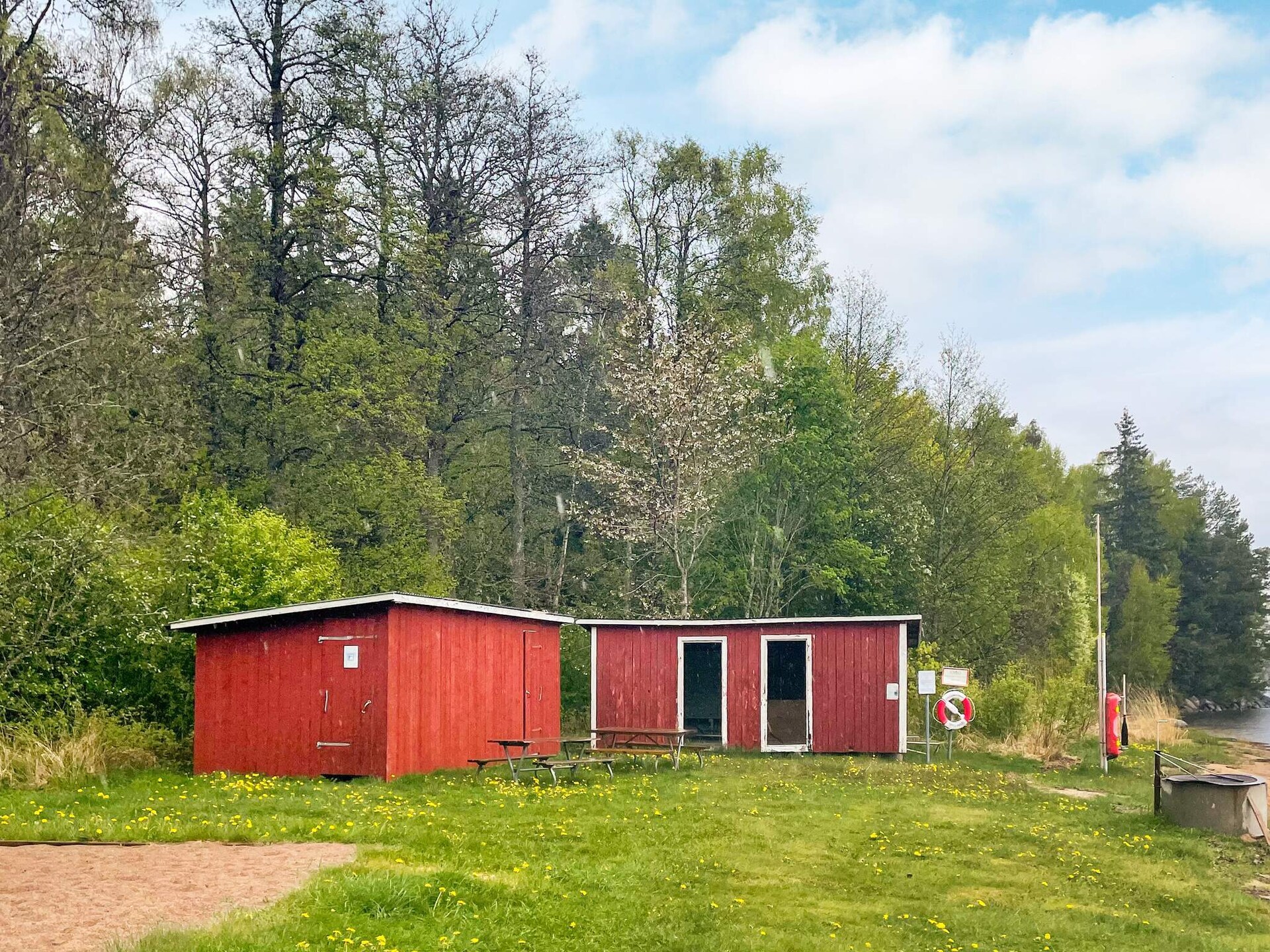Authentiek Zweeds vakantiehuis aan privé vijver bij Ulricehamn - foto 29