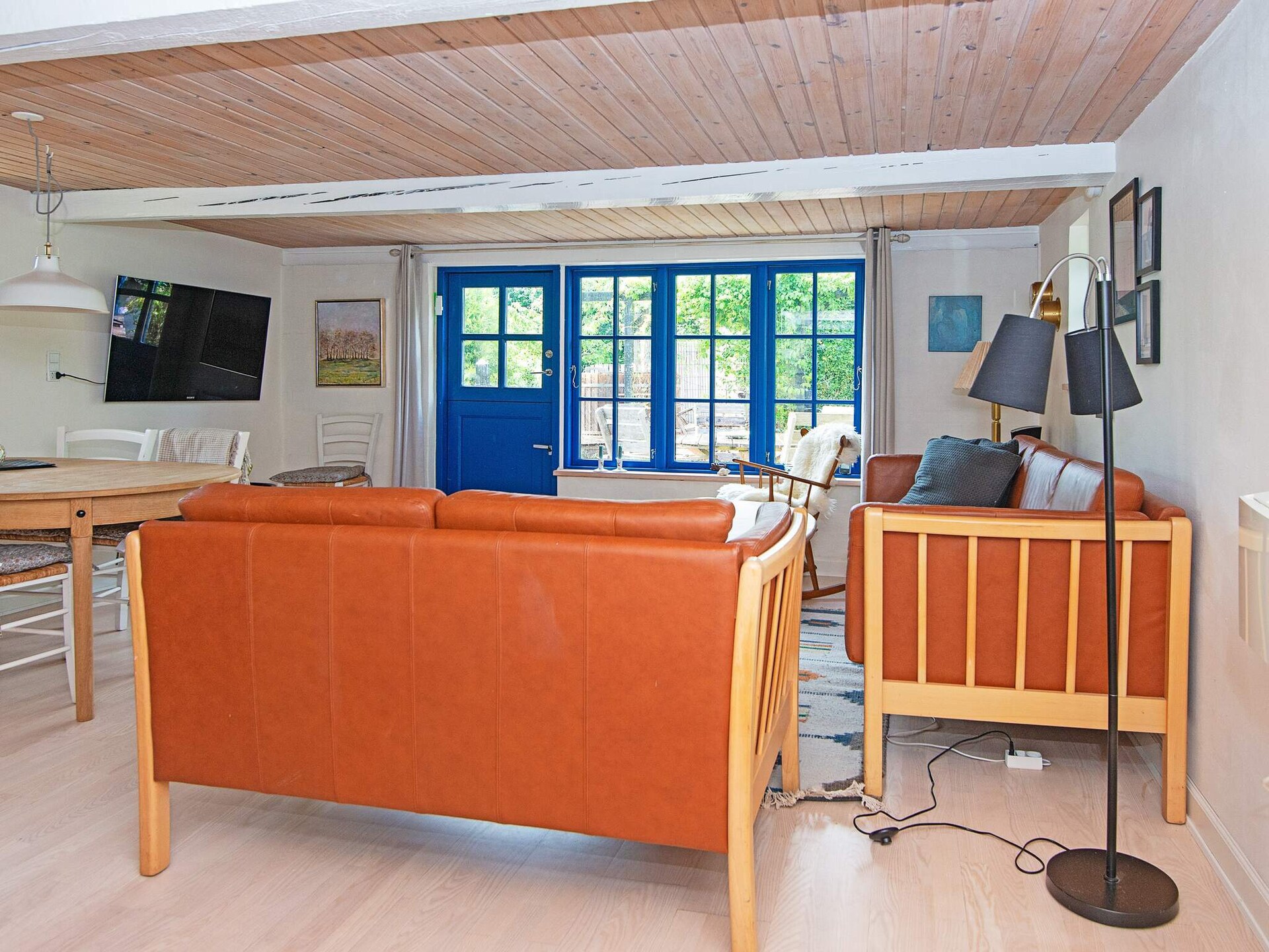 Sfeervol gerenoveerd vakantiehuis met houten hottub in Ørsted - foto 17