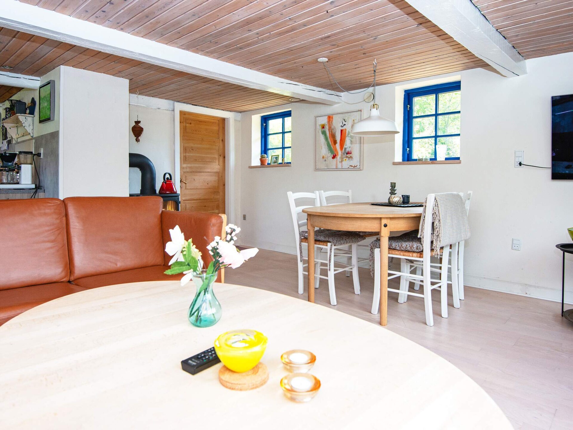 Sfeervol gerenoveerd vakantiehuis met houten hottub in Ørsted - foto 18
