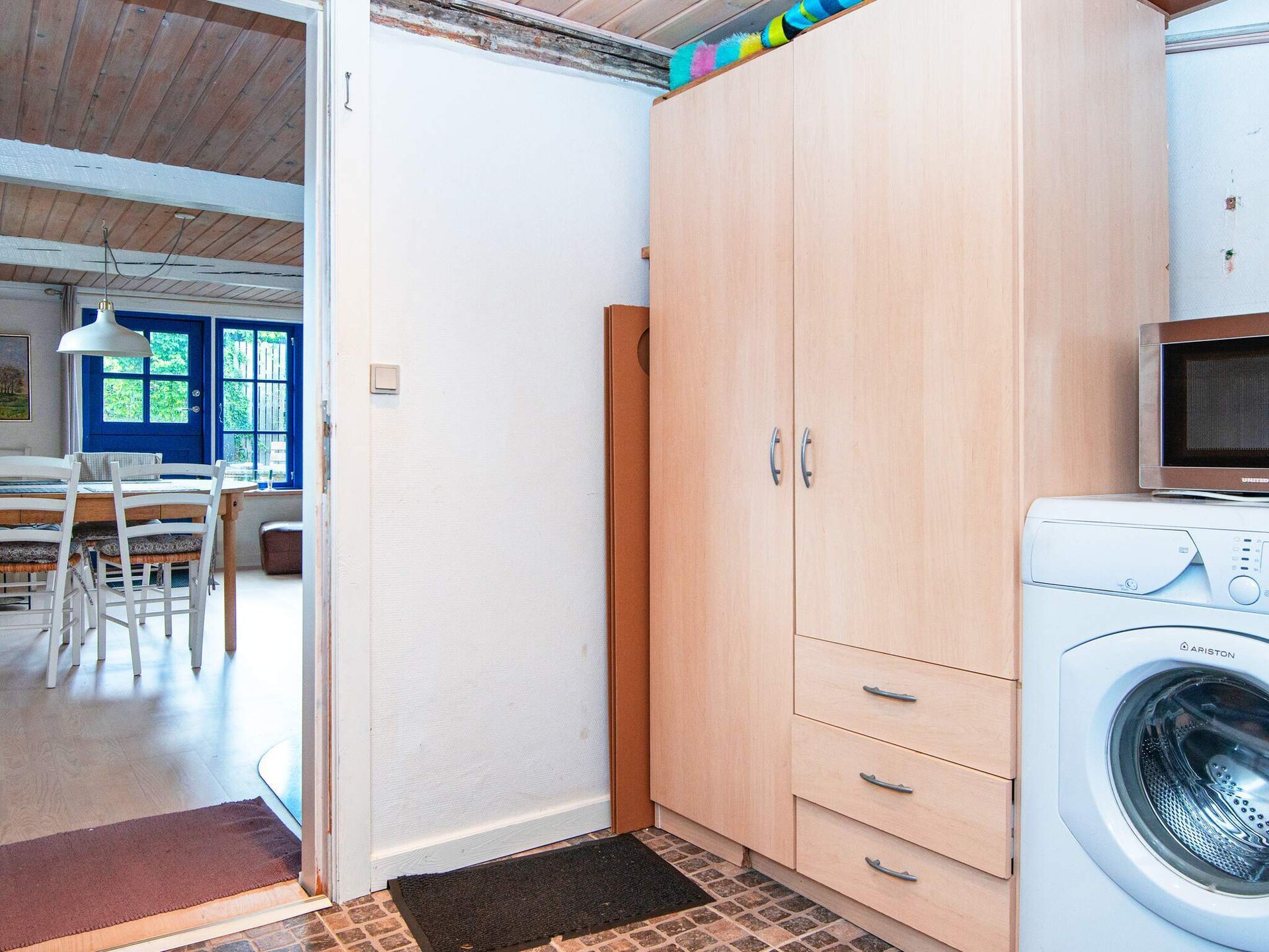 Sfeervol gerenoveerd vakantiehuis met houten hottub in Ørsted - foto 33