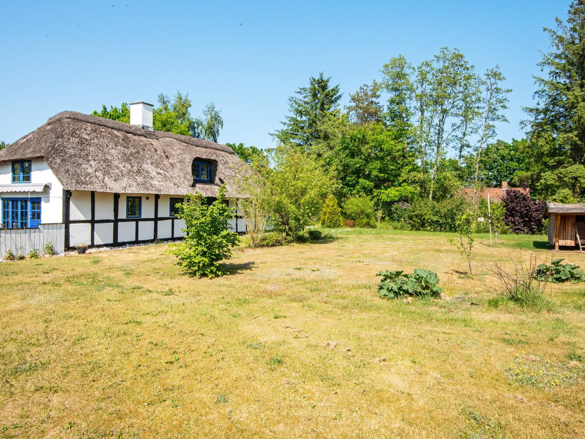 Sfeervol gerenoveerd vakantiehuis met houten hottub in Ørsted - foto 36