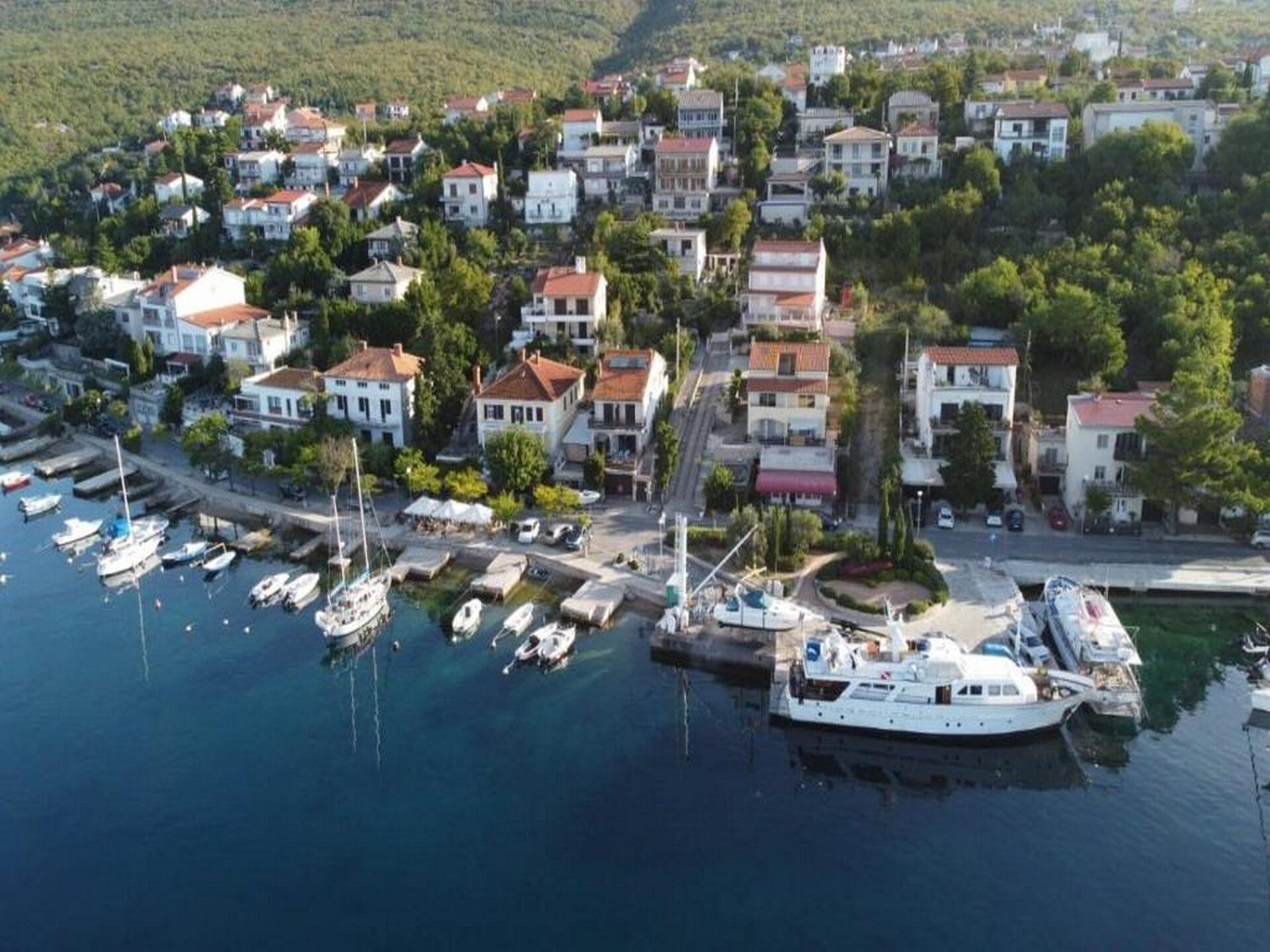 Studio met zeezicht in Jadranovo, vlakbij strand en restaurant - foto 15