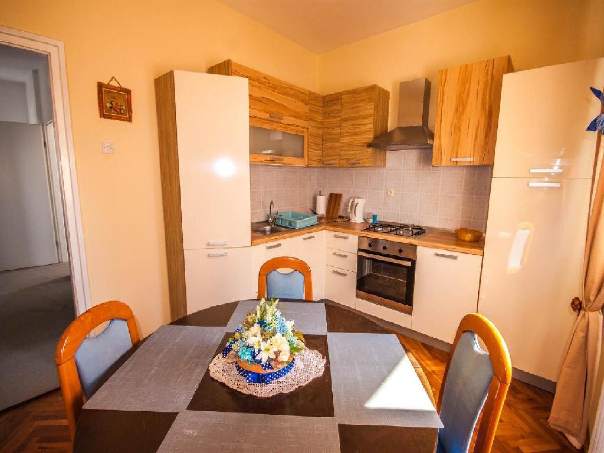 Comfortabel appartement voor 4 met overdekt terras, vlakbij strand Zadar - foto 2