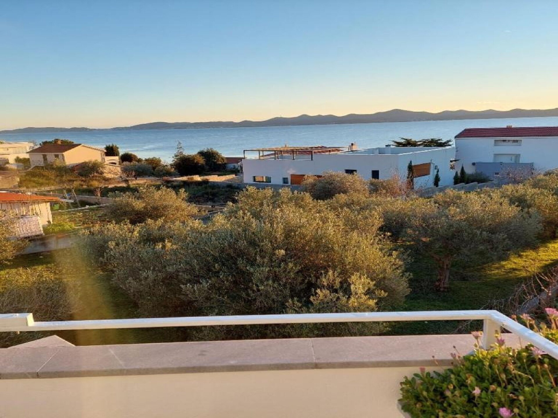 Zonovergoten Appartement met Terras en Zeezicht in Kožino, vlakbij Zadar - foto 36