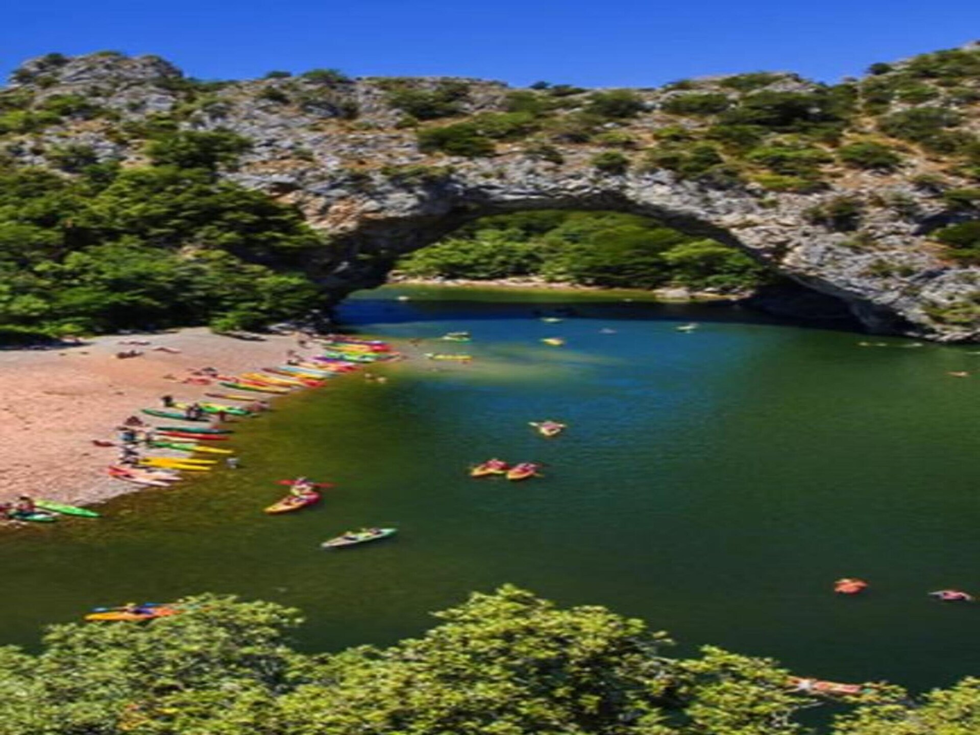 Authentieke Ardèche-boerderij met tuin, 25 km van Vallon Pont d'Arc - foto 31