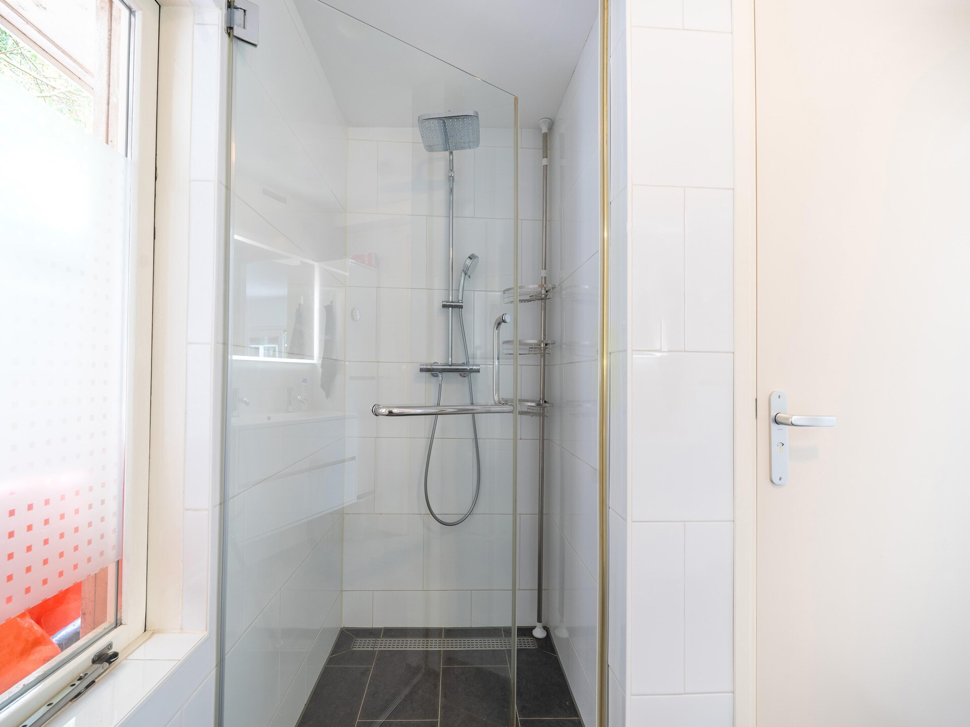 Luxe wellnessvakantiehuis met sauna in bosrijk Bergen - foto 25