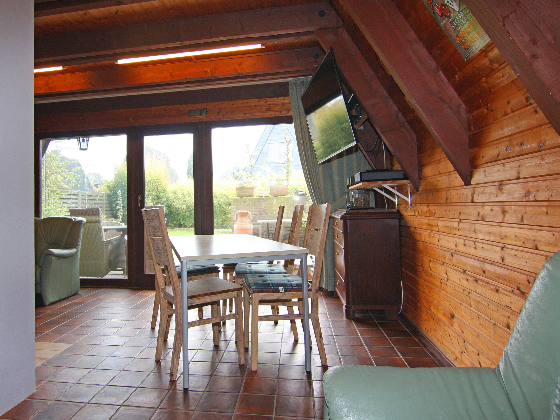 Nurdachhaus Krusendorf: Gezellig vakantiehuis met open haard, 150m van zee - foto 10