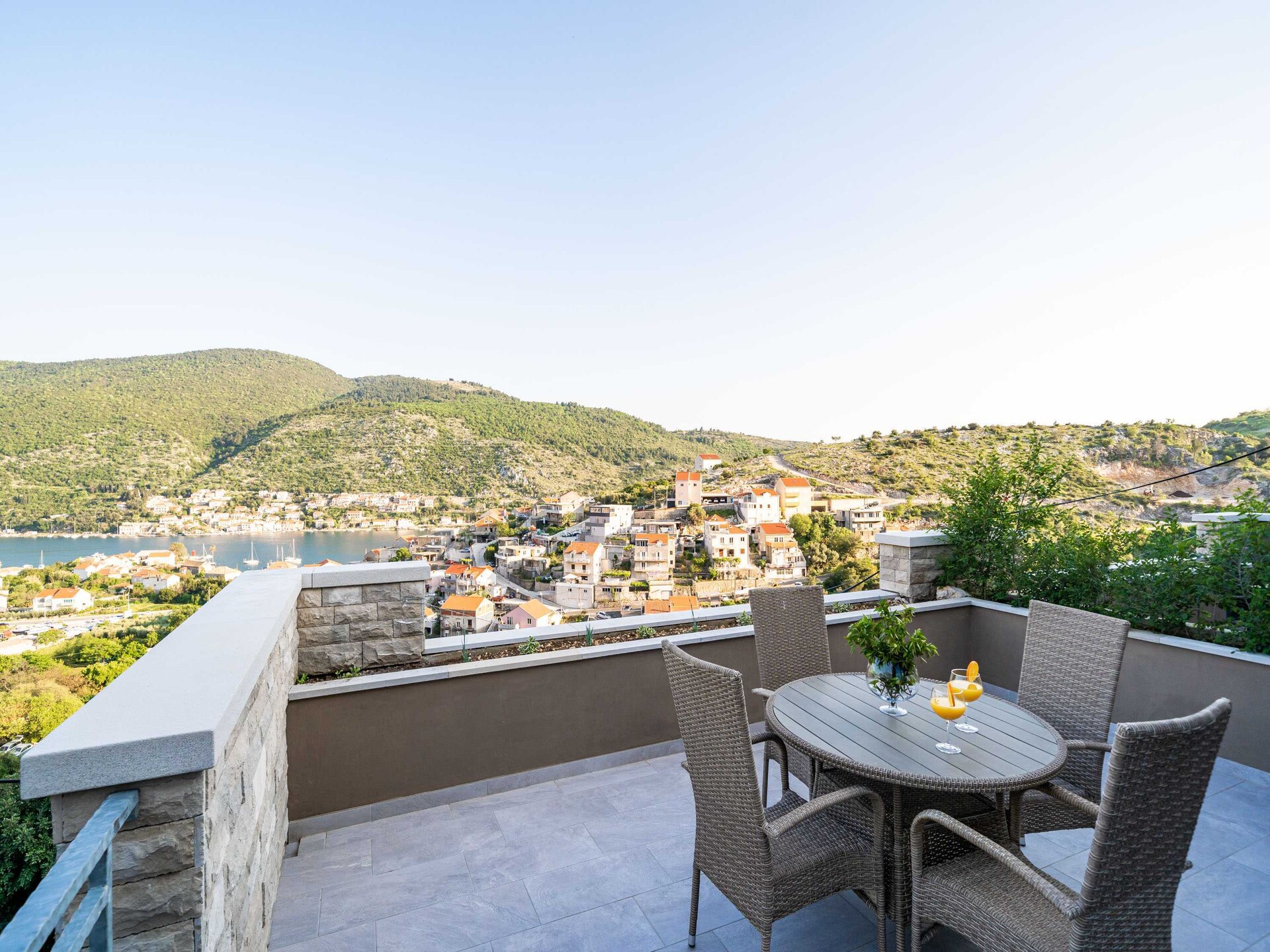Rustiek appartement met gedeeld zwembad en bergzicht nabij Dubrovnik - foto 43