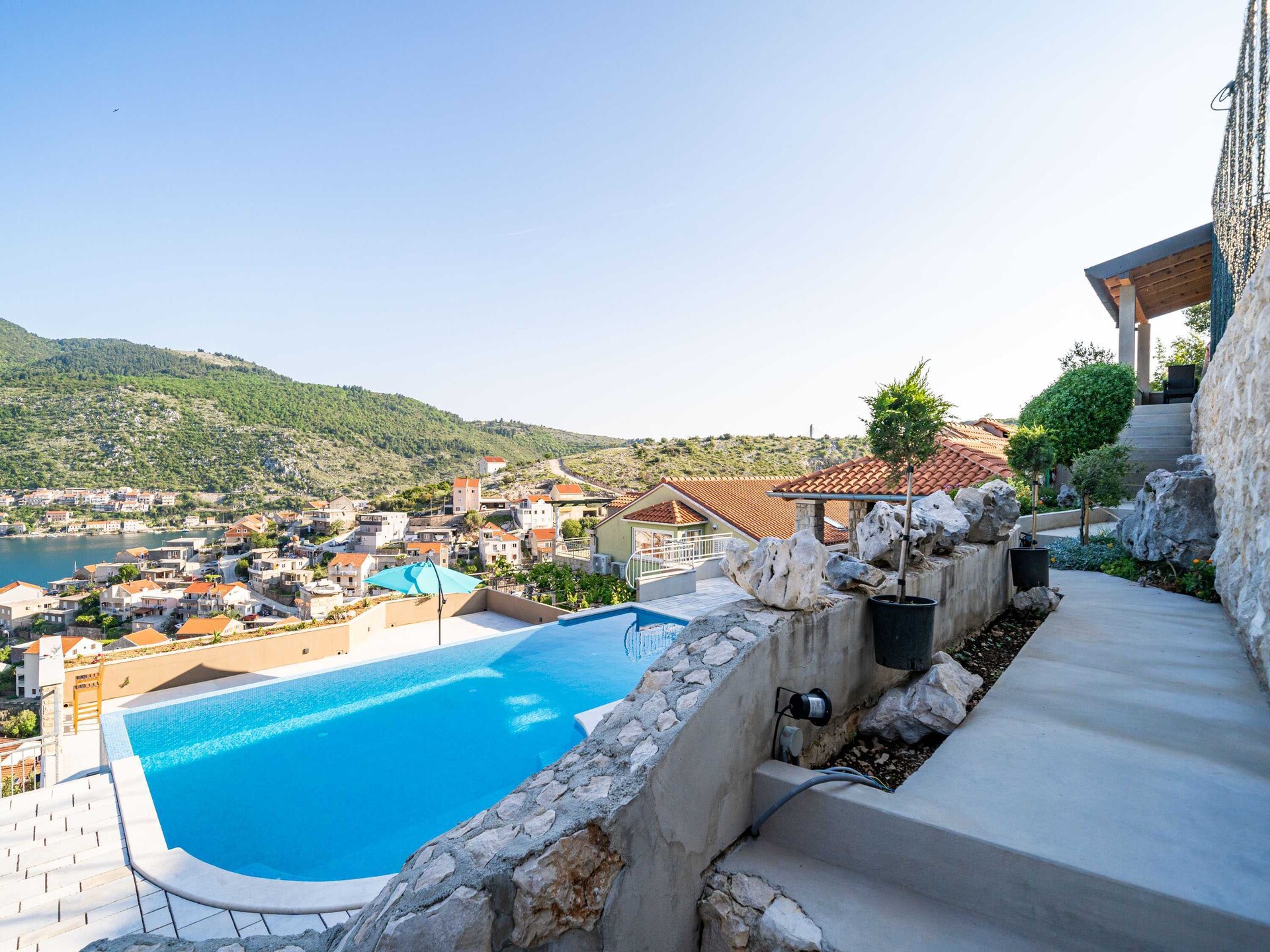 Rustiek appartement met gedeeld zwembad en bergzicht nabij Dubrovnik - foto 26