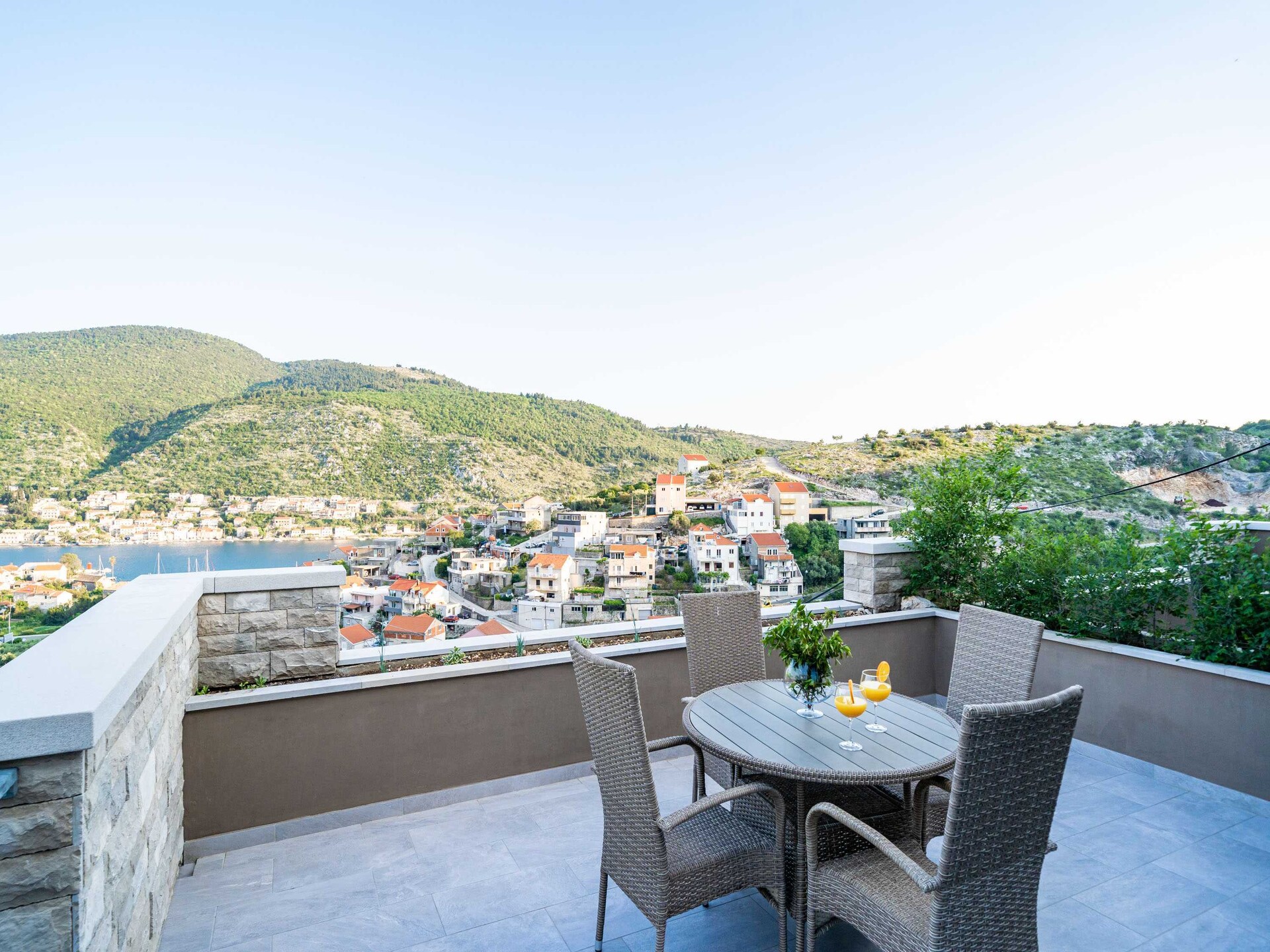 Rustiek appartement met gedeeld zwembad en bergzicht nabij Dubrovnik - foto 45