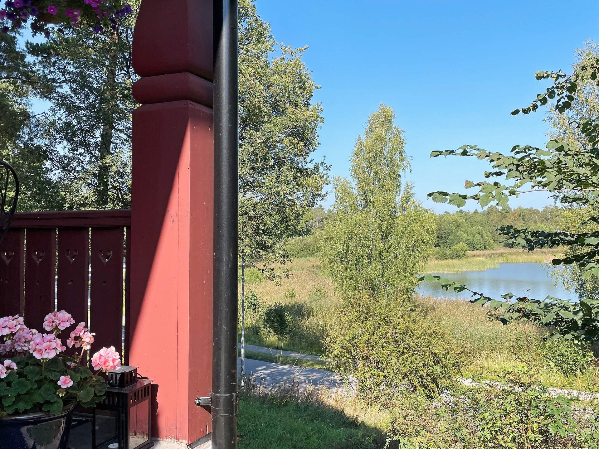Exclusieve villa uit 1900 met uitzicht op het meer Ösbysjön in Djursholm - foto 6