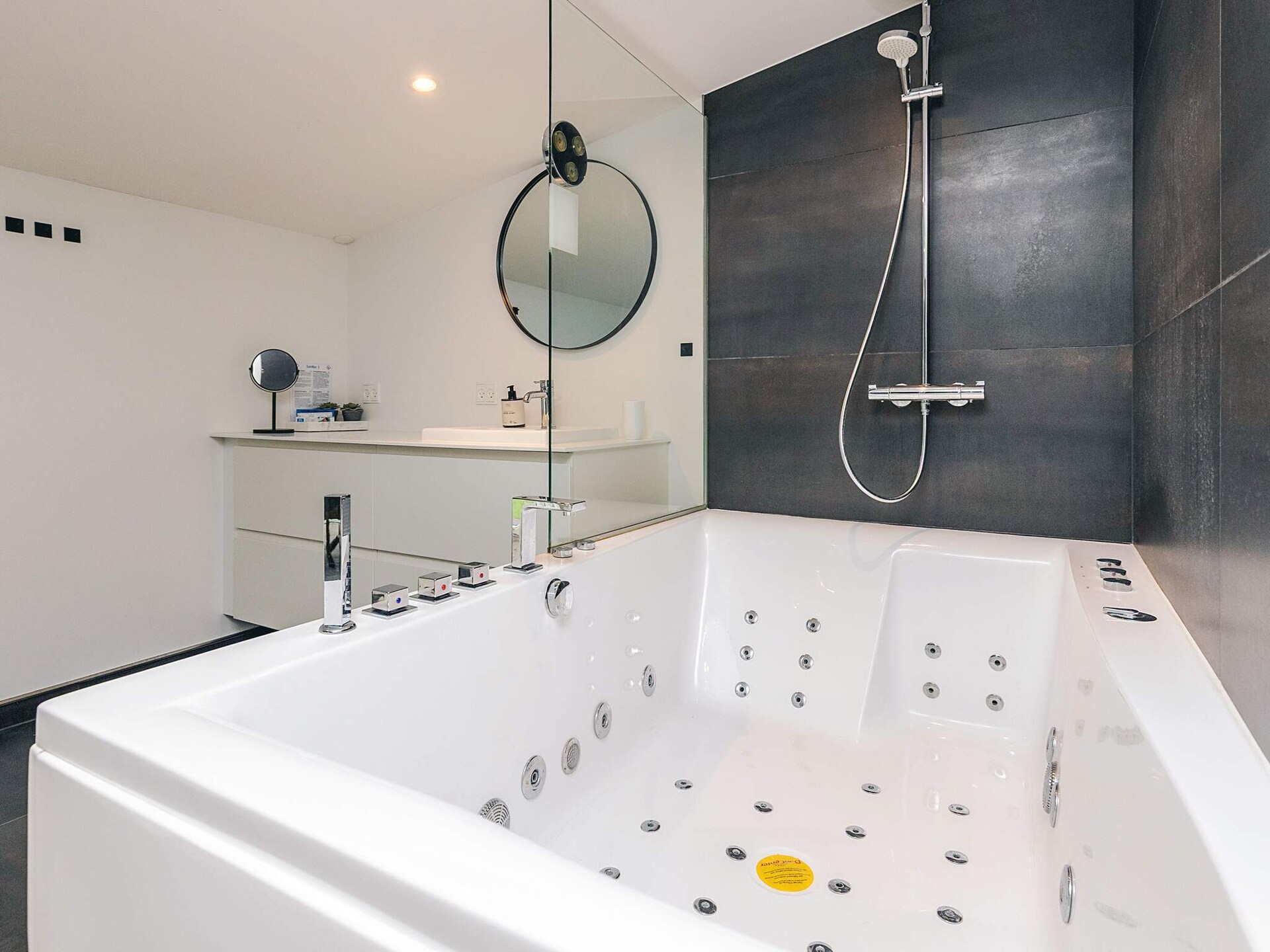 Vrijstaand vakantiehuis met whirlpool op 850m van strand Marielyst, Denemarken - foto 7