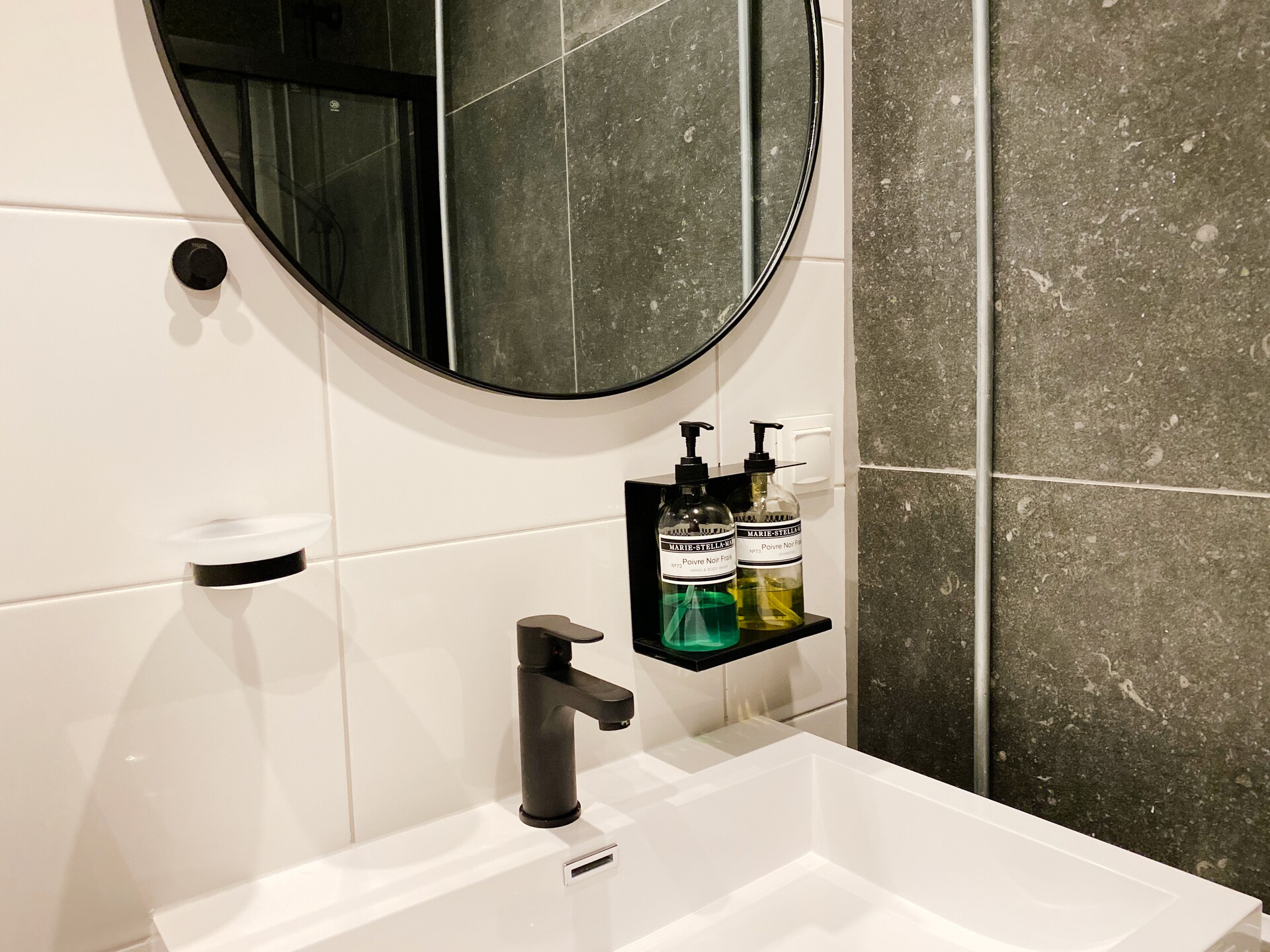 Dutch Cabin Houses C65: Luxe wellness vakantiehuis in Rheezerveen - foto 15