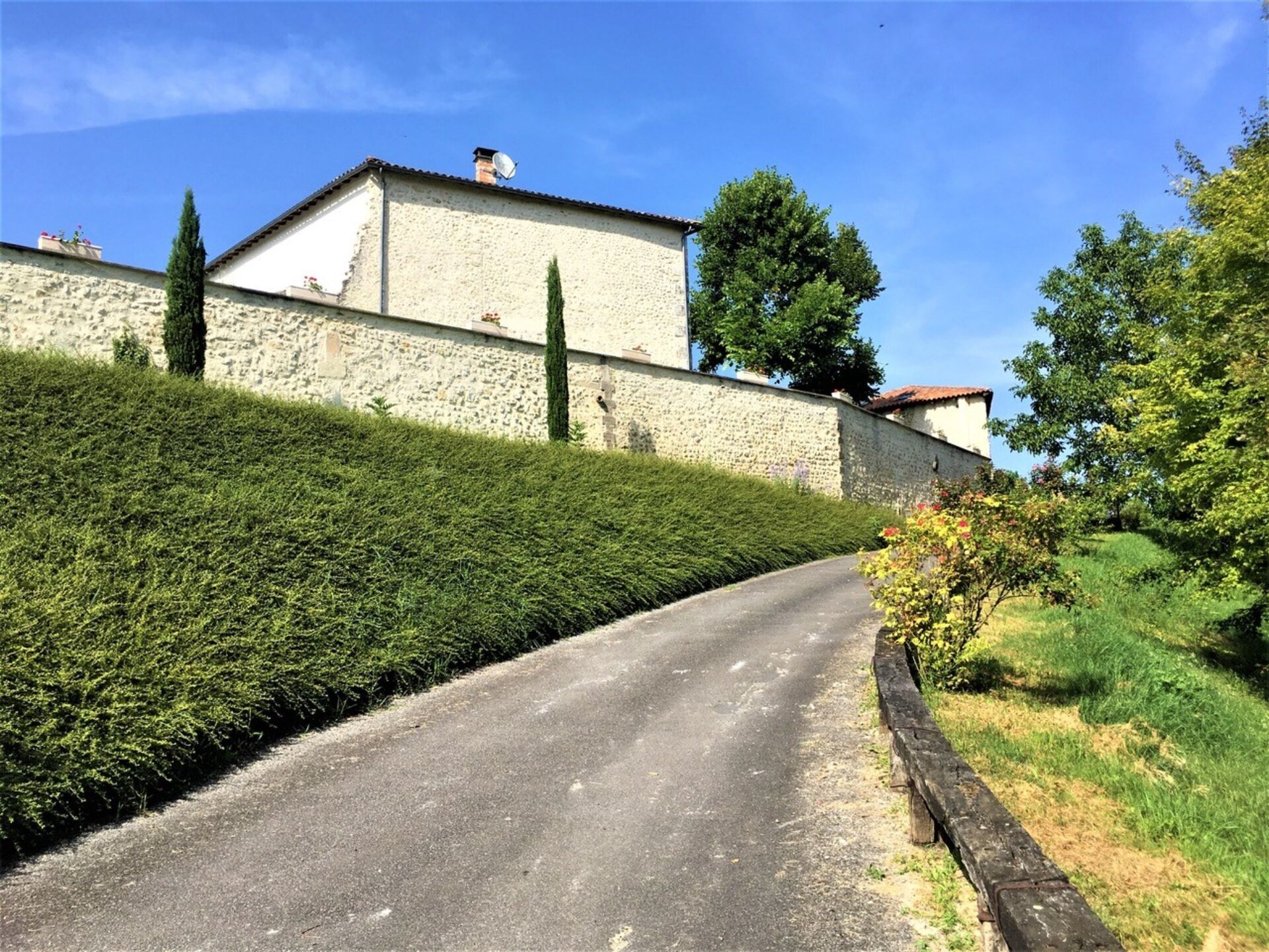 Vrijstaande villa met privézwembad op vakantiepark in Chalais - foto 9