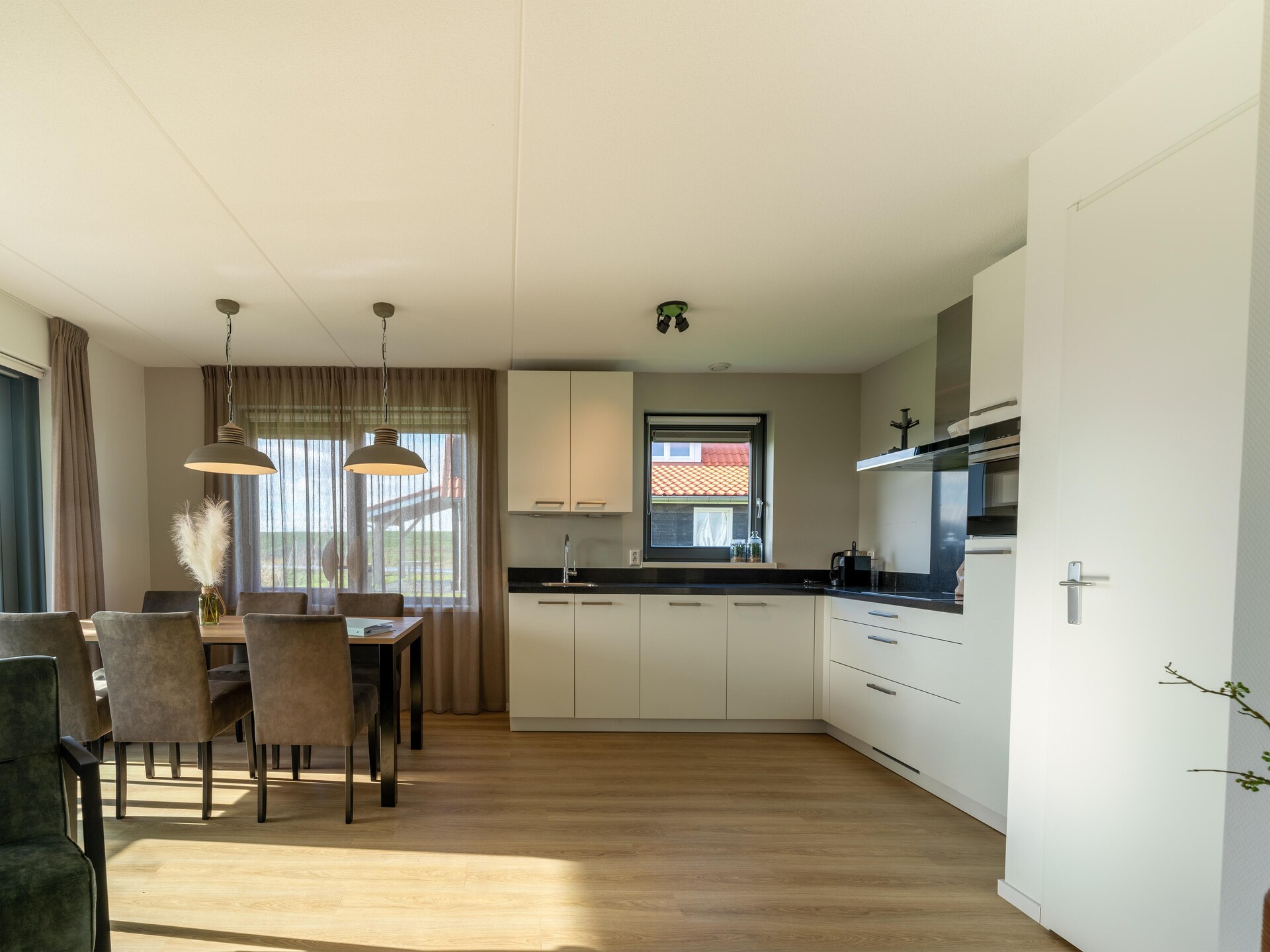 Gogge Huis 53: Modern vakantiehuis met sauna, 300m van strand - foto 3
