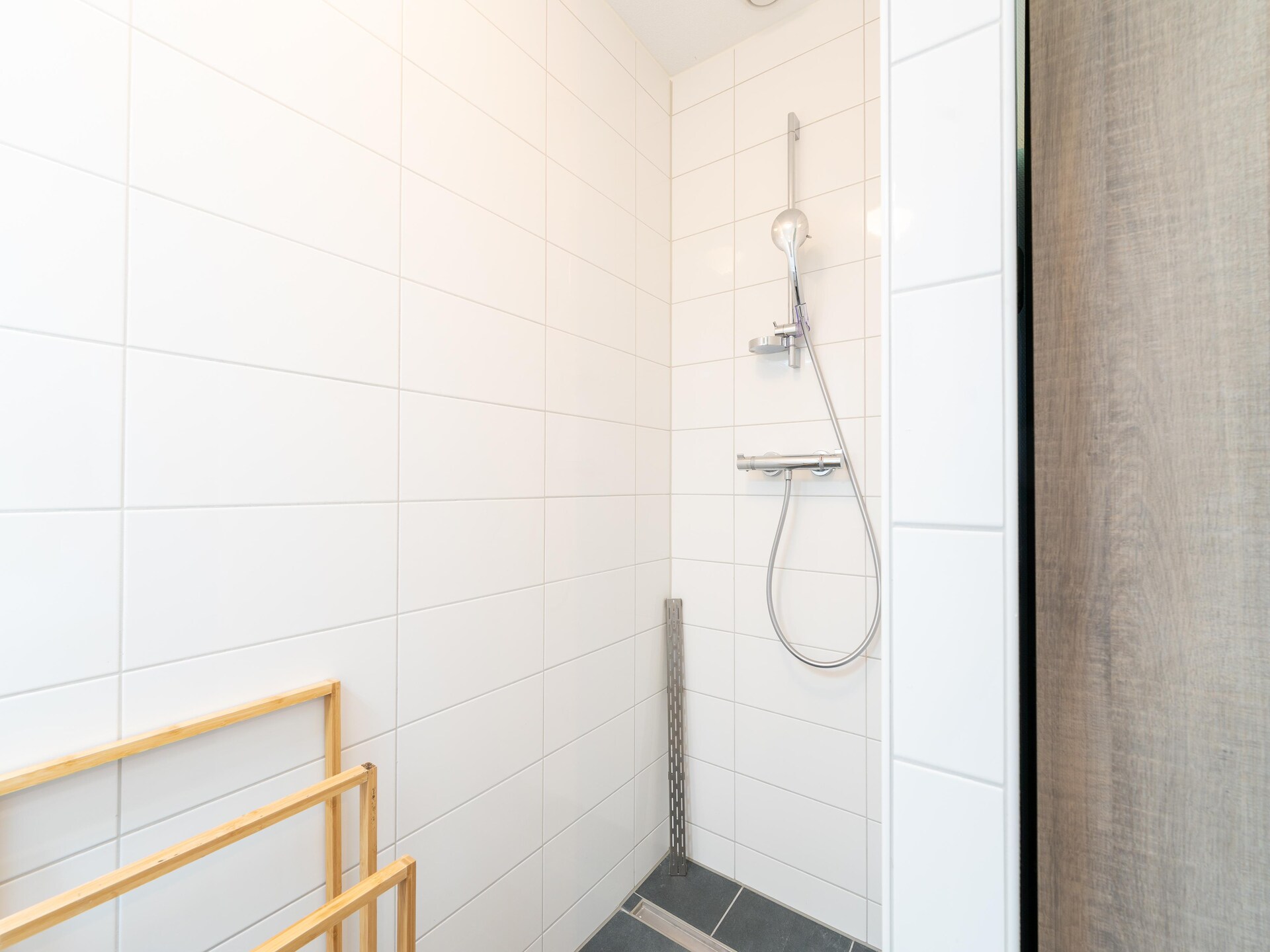 Gogge Huis 53: Modern vakantiehuis met sauna, 300m van strand - foto 24
