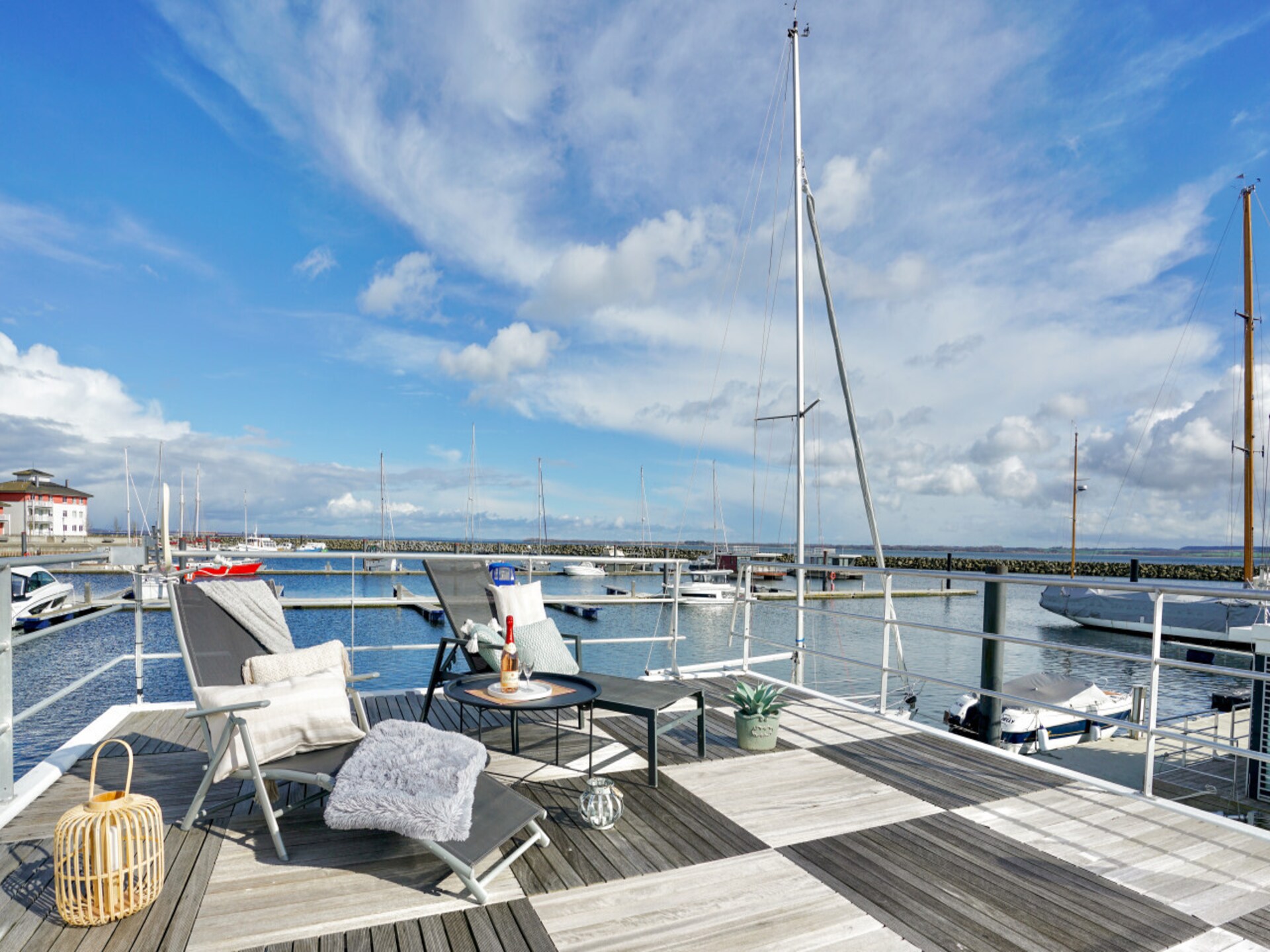 4-persoons woonboot aan zee in Boltenhagen - foto 3