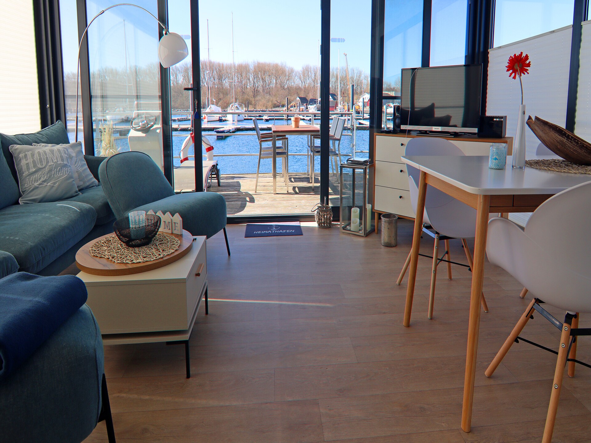 Aan zee: Rustgevende woonboot voor 2 personen in Boltenhagen · 44 m² - foto 8