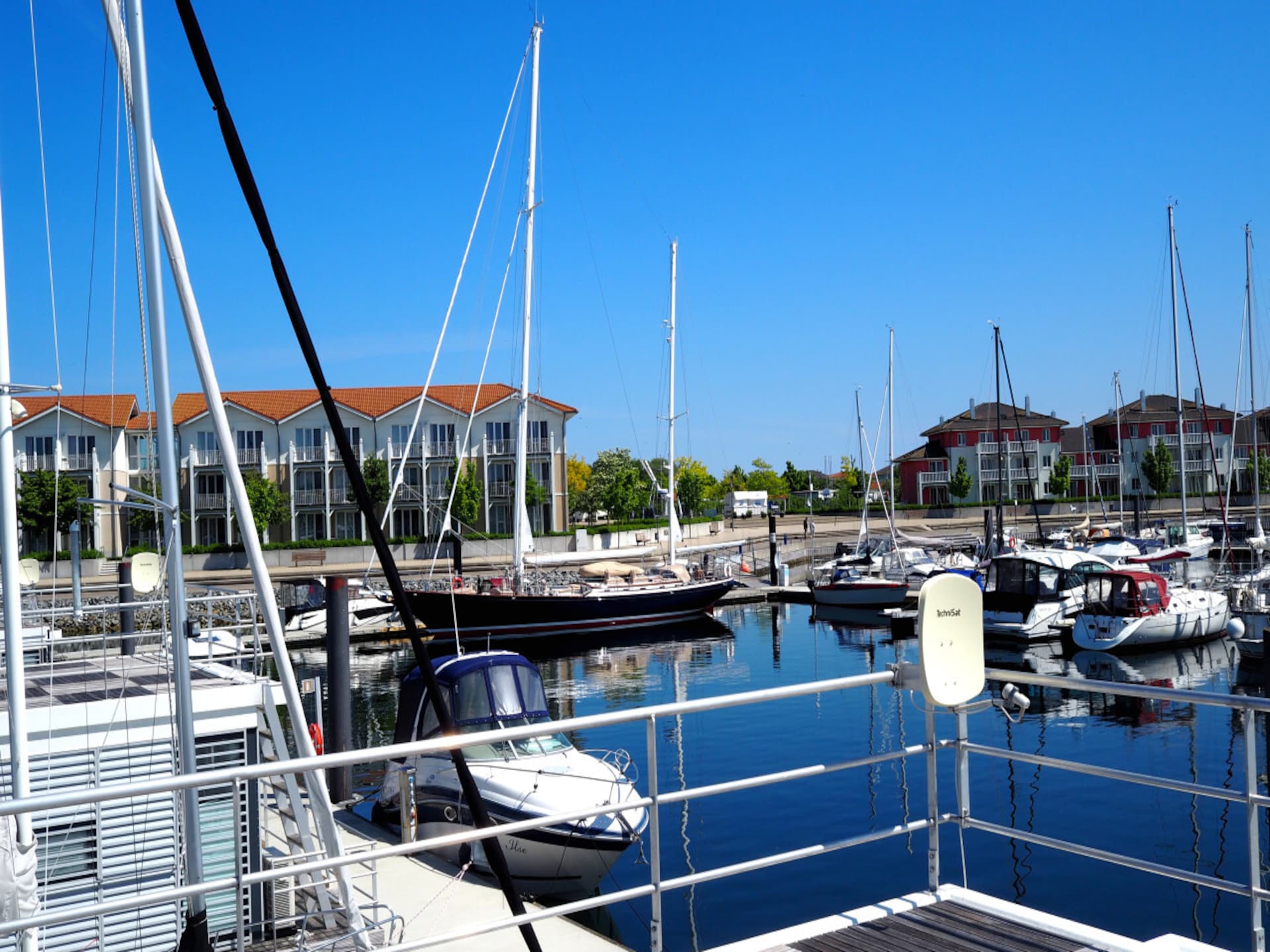 3-persoons woonboot aan zee in Boltenhagen - foto 13