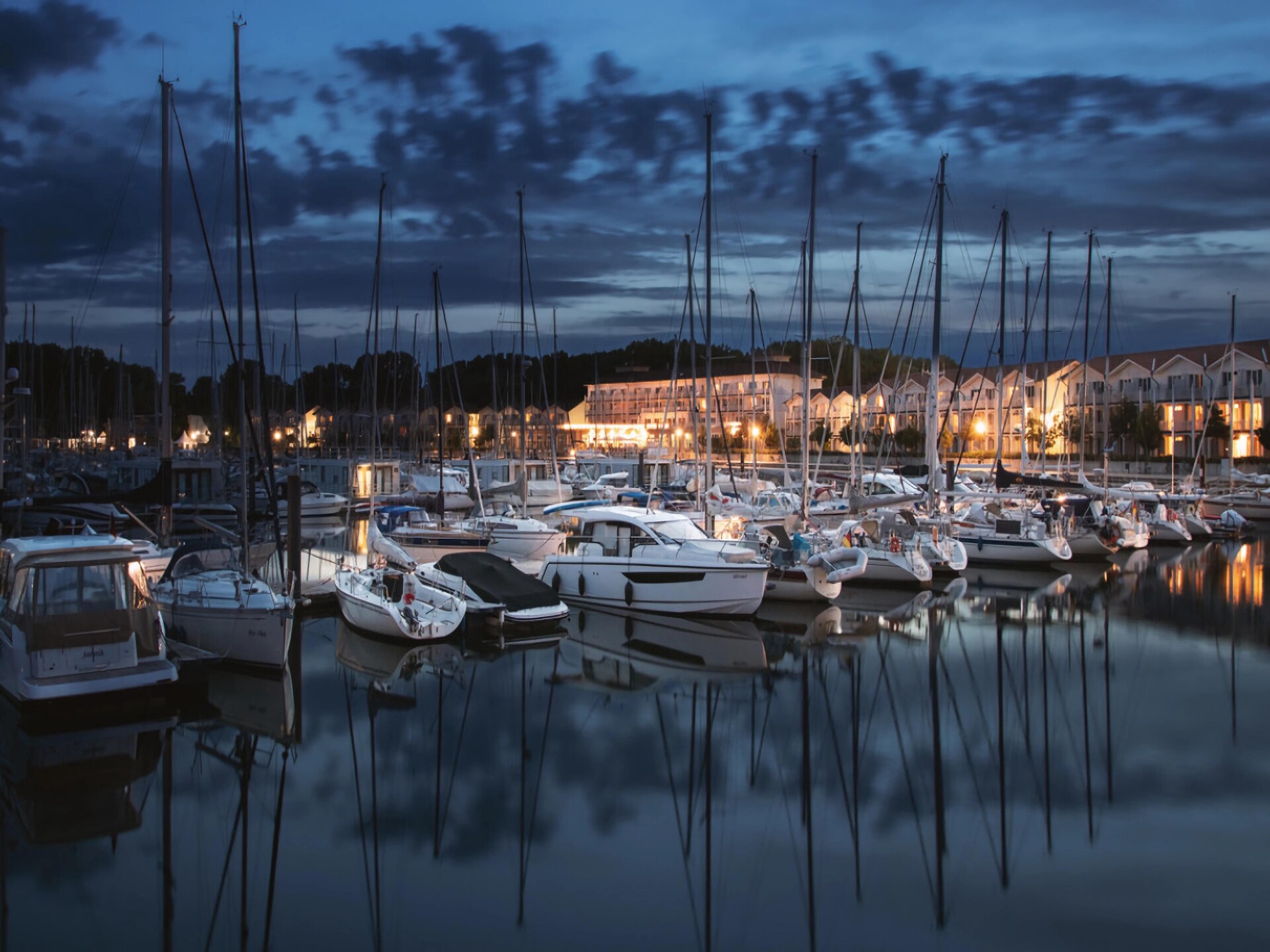Drijvend genieten op de Oostzee: woonboot voor 3 in Marina Boltenhagen - foto 19