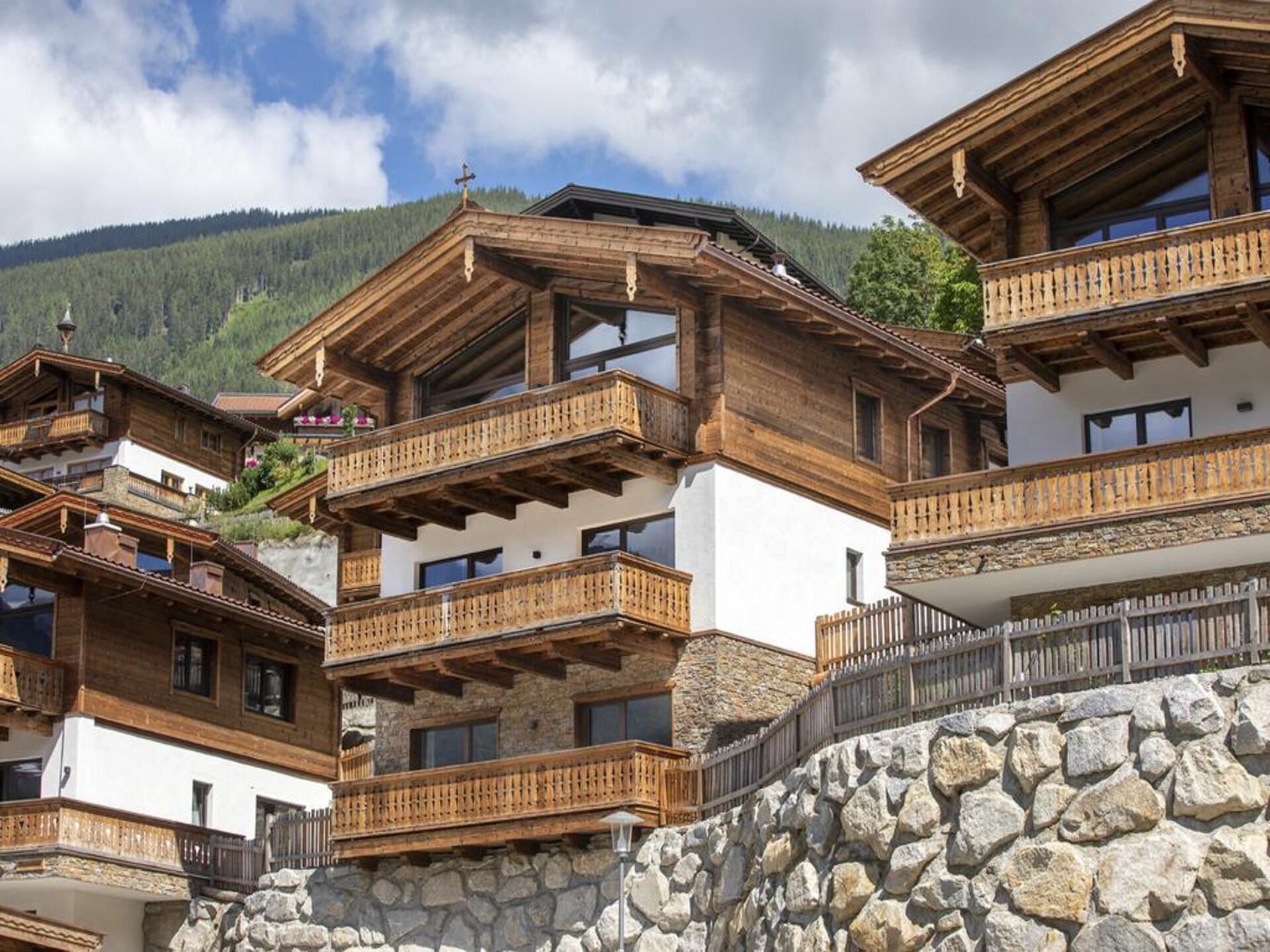 Luxe chalet aan de piste in Neukirchen met privésauna - foto 7