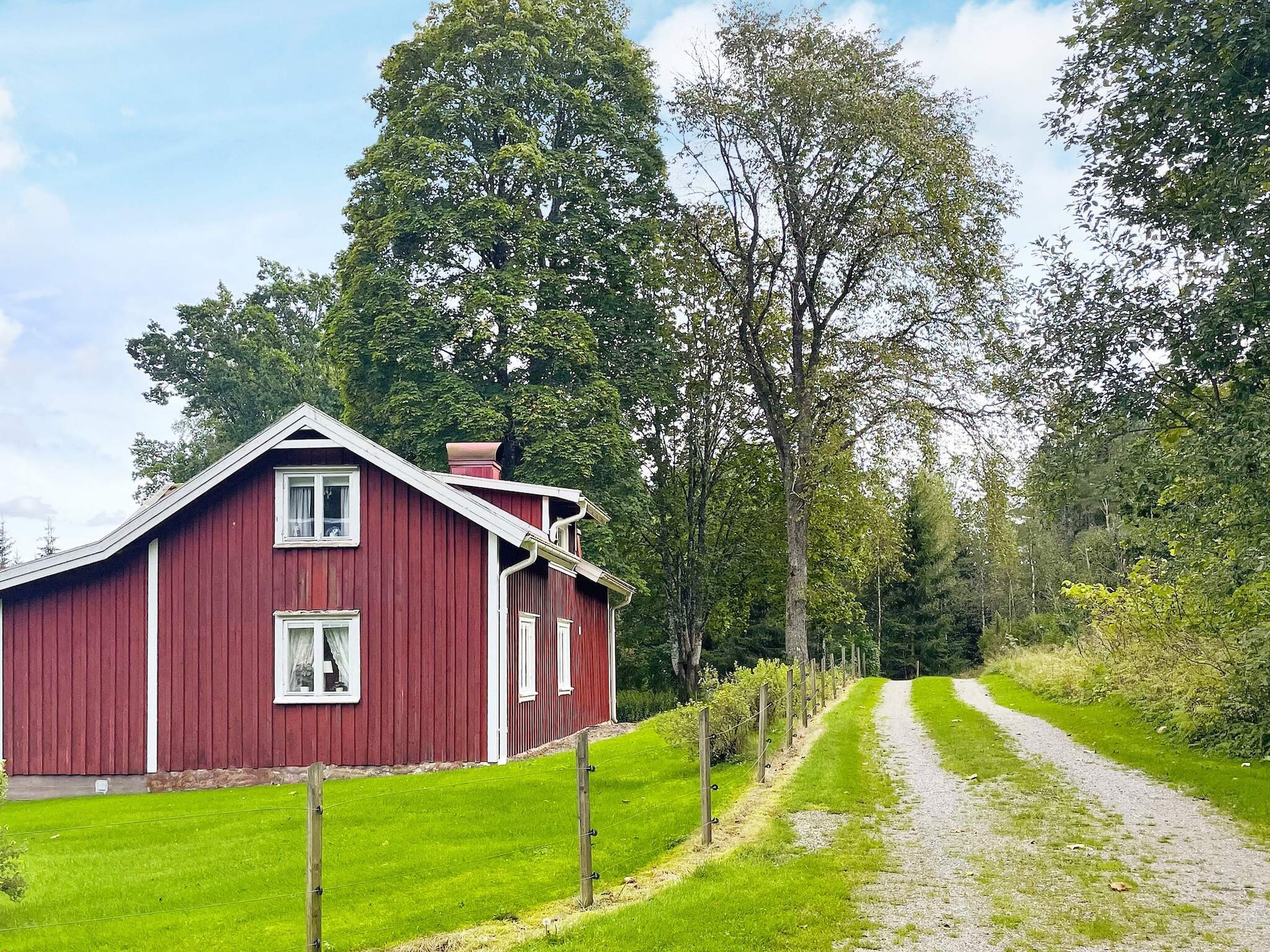 Sfeervol vakantiehuis in Brålanda met sauna en grote tuin - foto 8