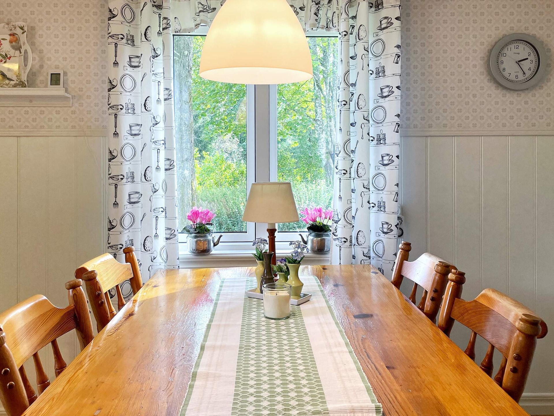 Sfeervol vakantiehuis in Brålanda met sauna en grote tuin - foto 18