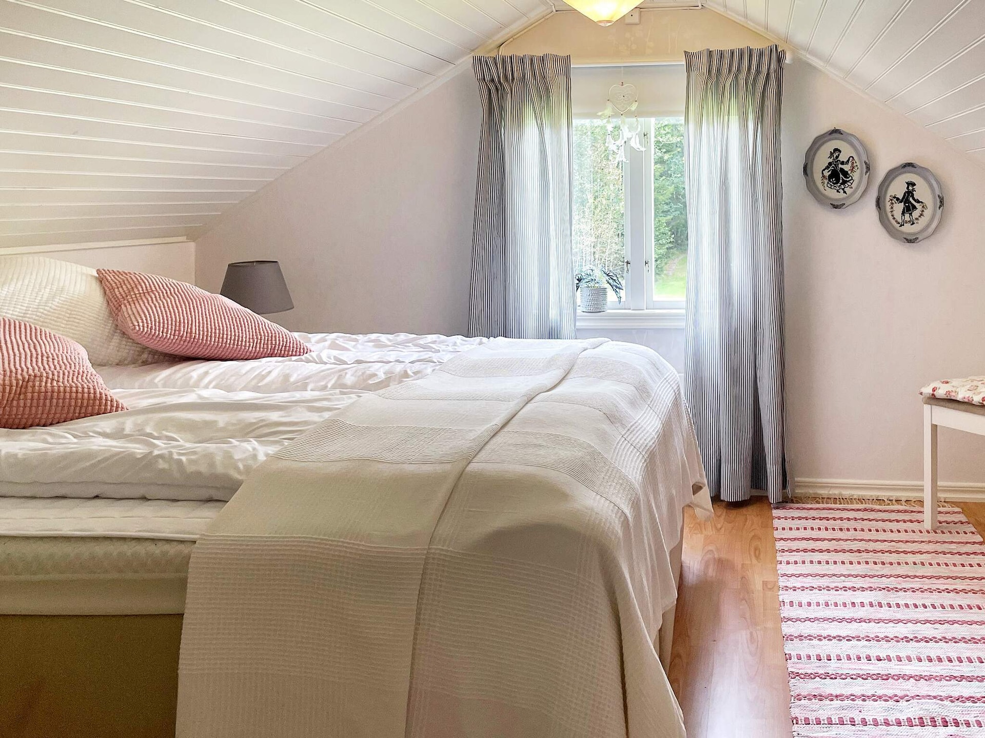 Sfeervol vakantiehuis in Brålanda met sauna en grote tuin - foto 26