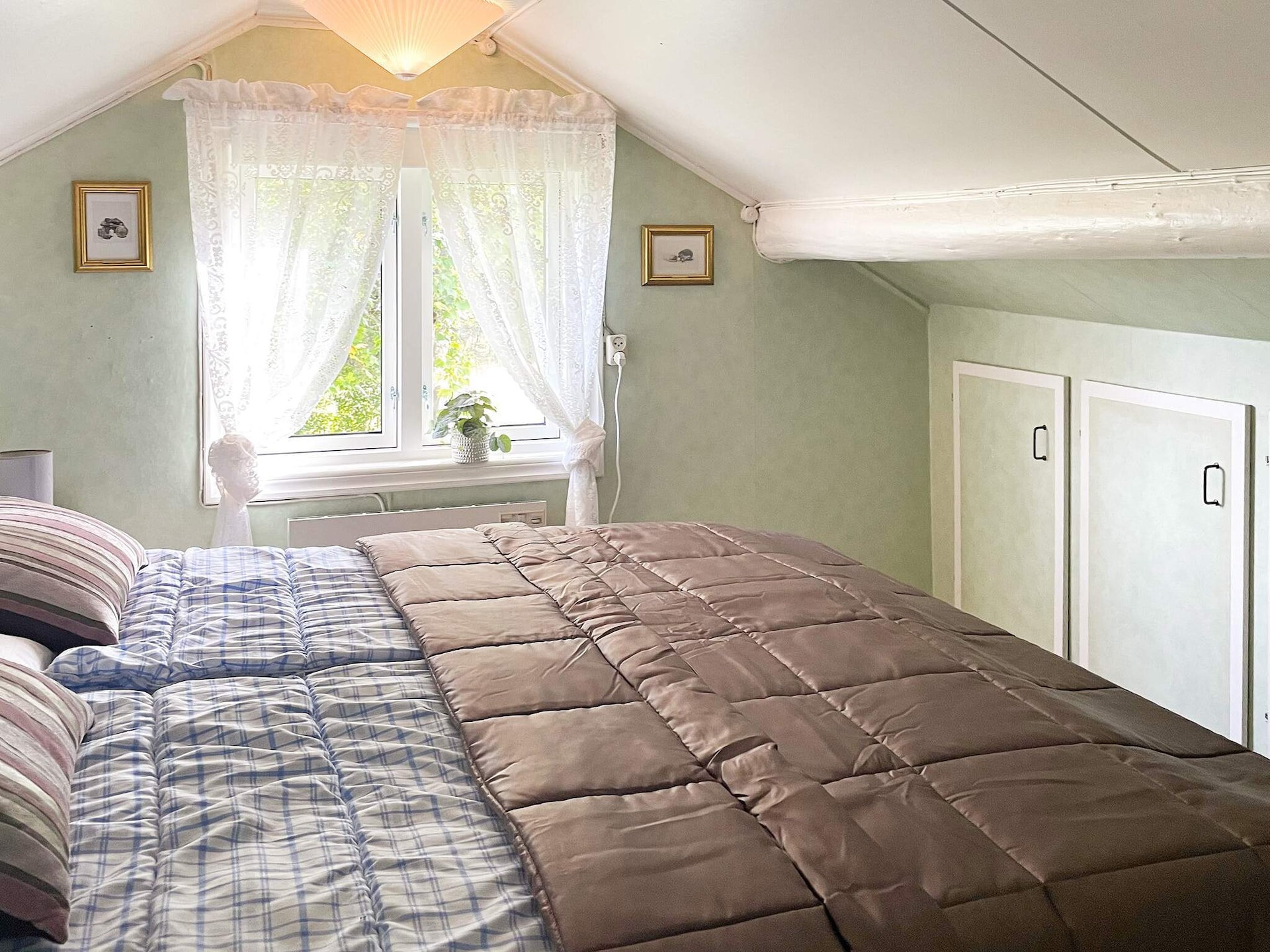 Sfeervol vakantiehuis in Brålanda met sauna en grote tuin - foto 28