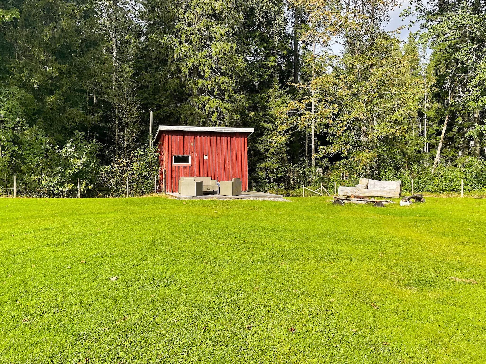Sfeervol vakantiehuis in Brålanda met sauna en grote tuin - foto 35