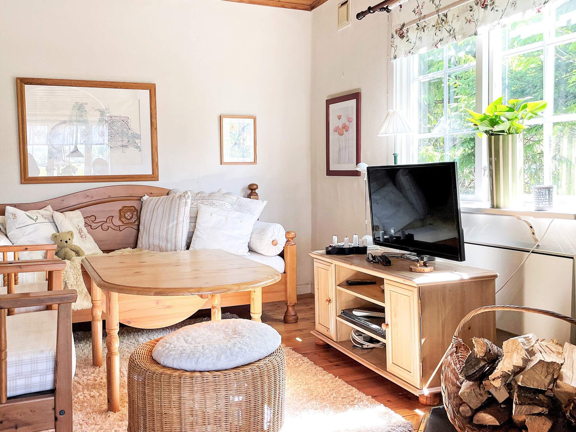 Sfeervol vakantiehuis aan het meer Frisjön met uitzicht en eigen tuin - foto 22