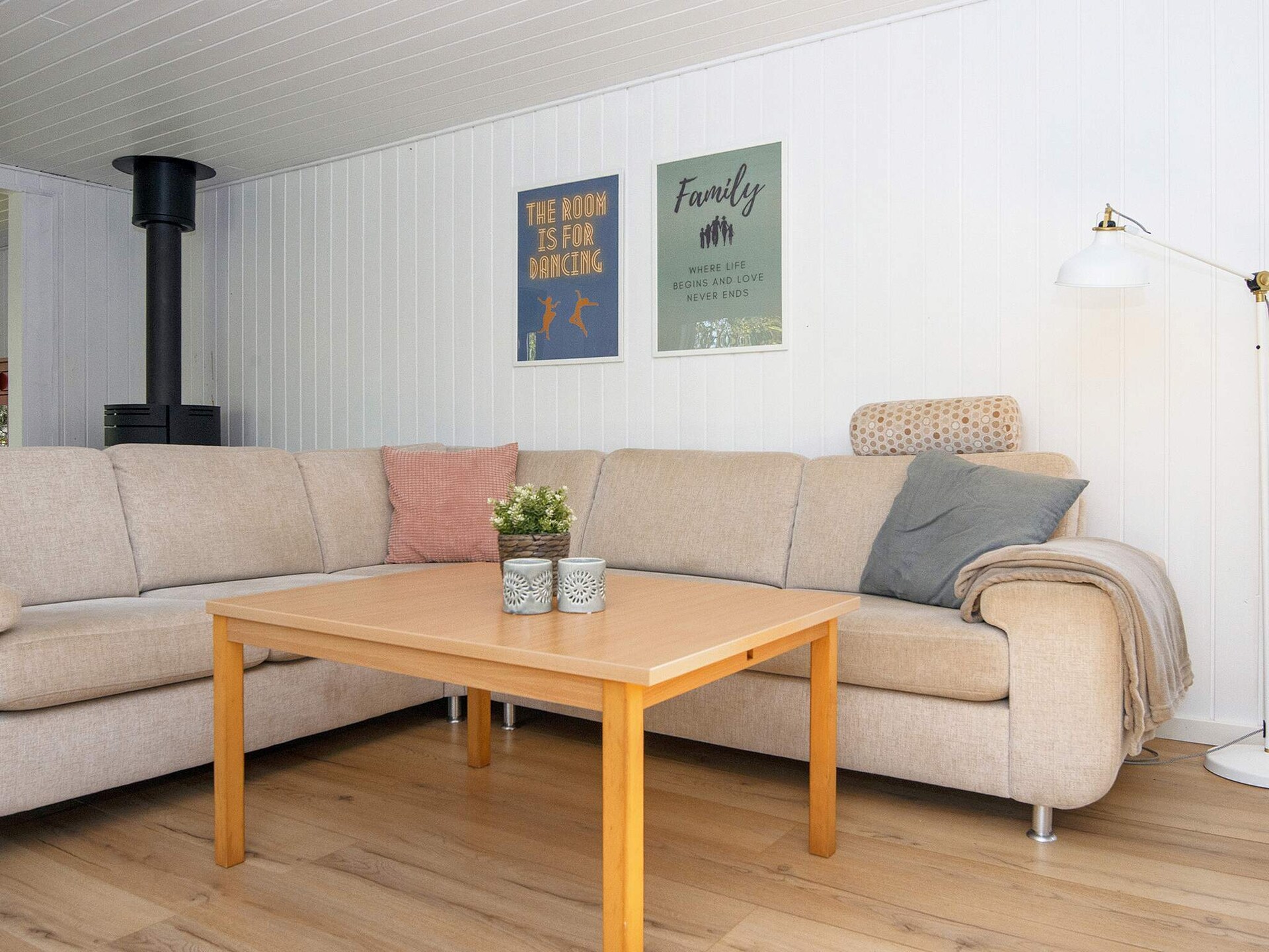 Licht vakantiehuis bij de fjord met omheinde tuin en twee terrassen - foto 27