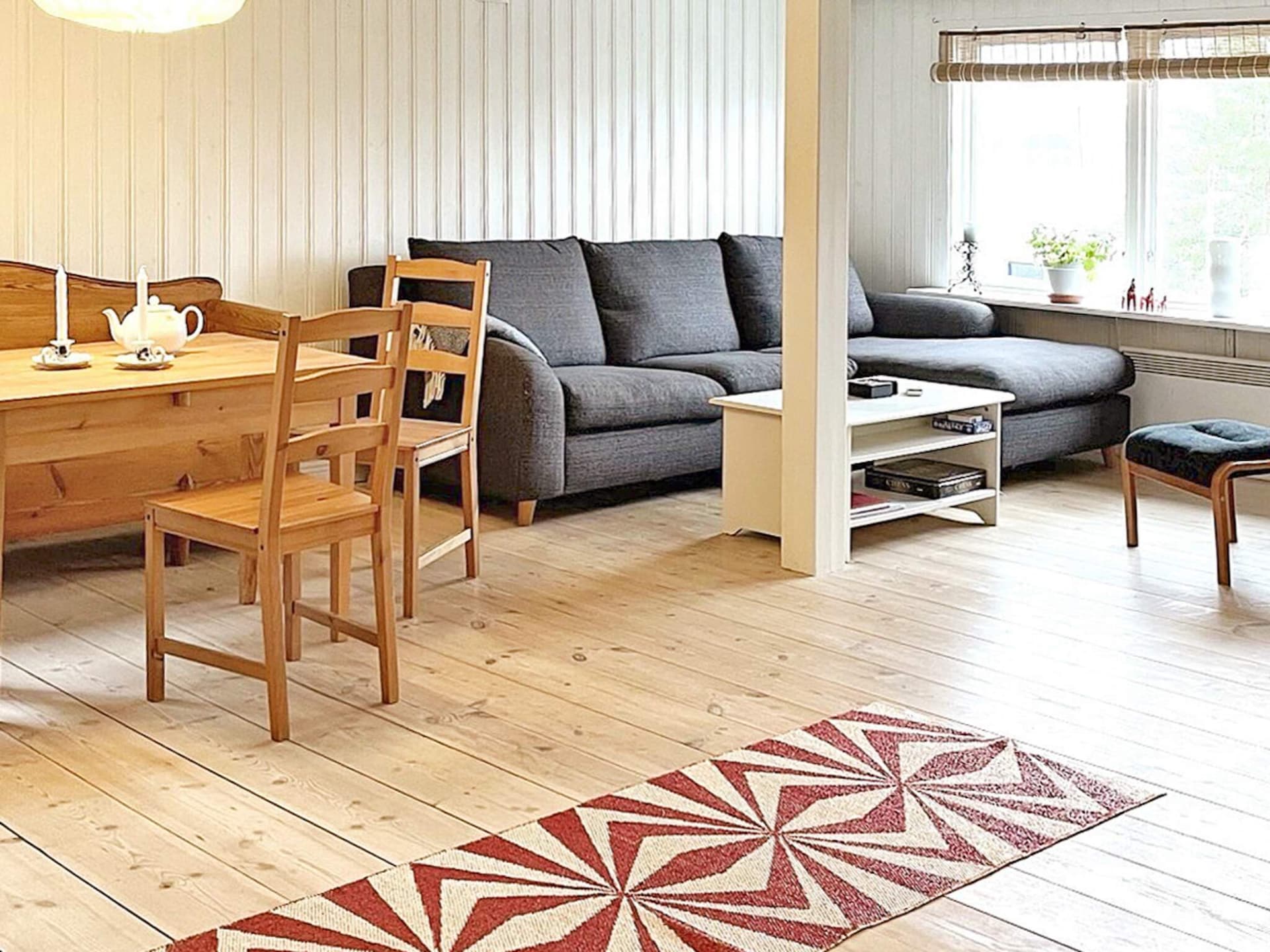 Authentiek Zweeds vakantiehuis met uitzicht op het meer Vågsjön in Enviken - foto 8