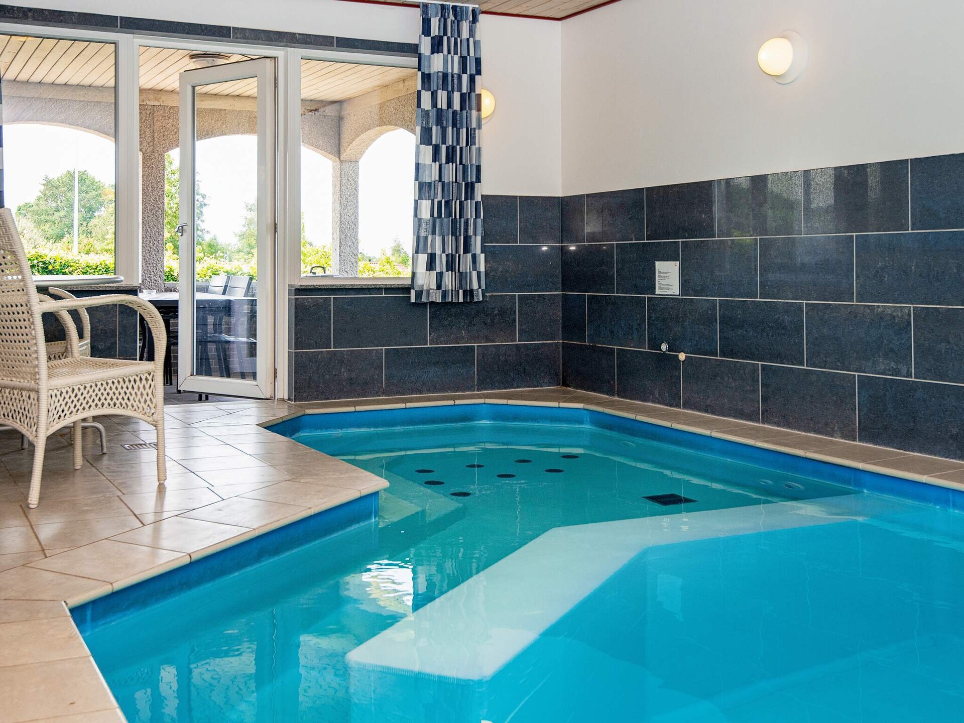 Ruim vakantiehuis bij Marielyst met whirlpool, sauna en tuin op 1 km van zee - foto 22