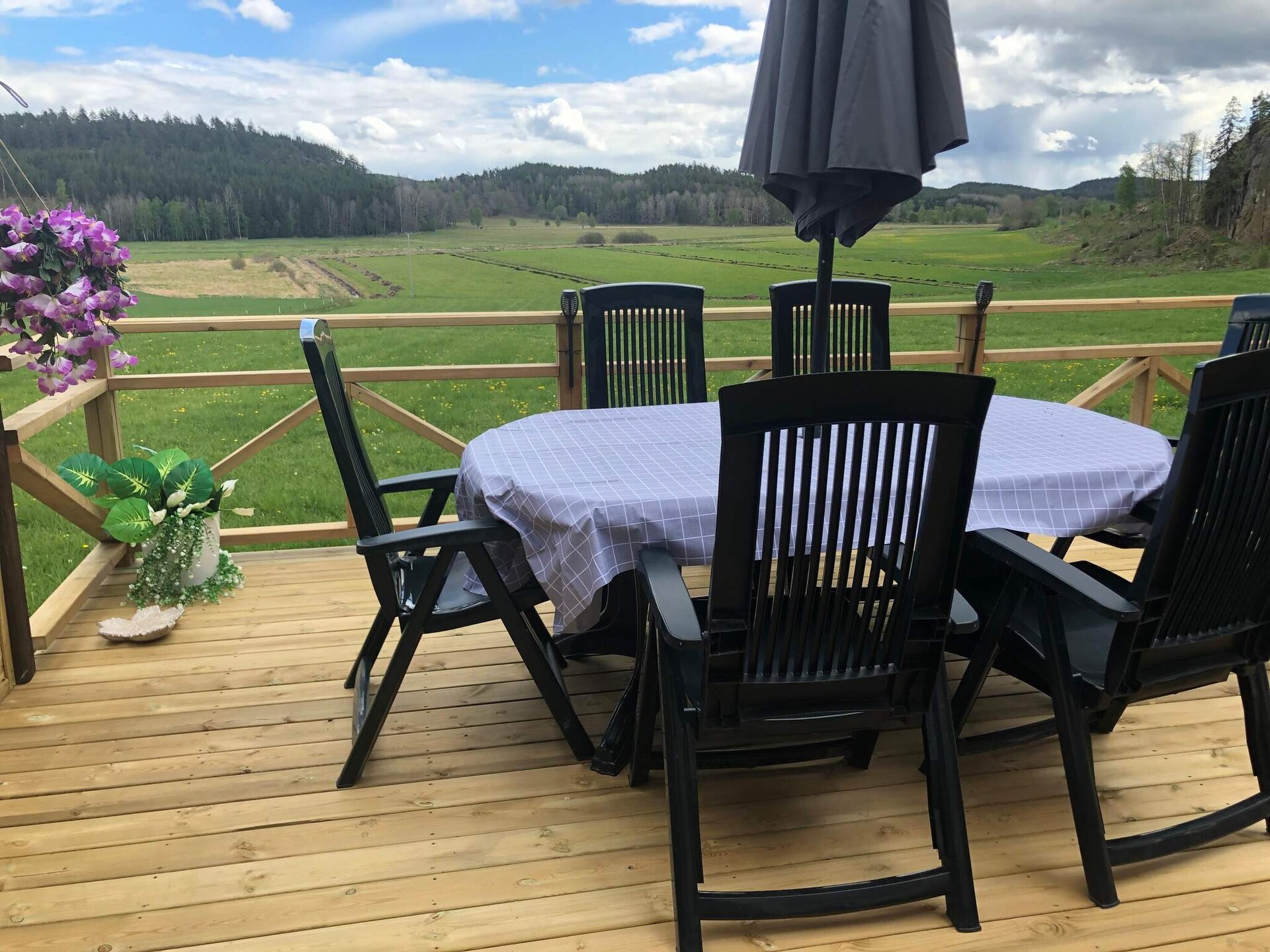Vrijstaand vakantiehuis in Zweden met golfbaan, meer op 2,6 km en laadpaal - foto 12