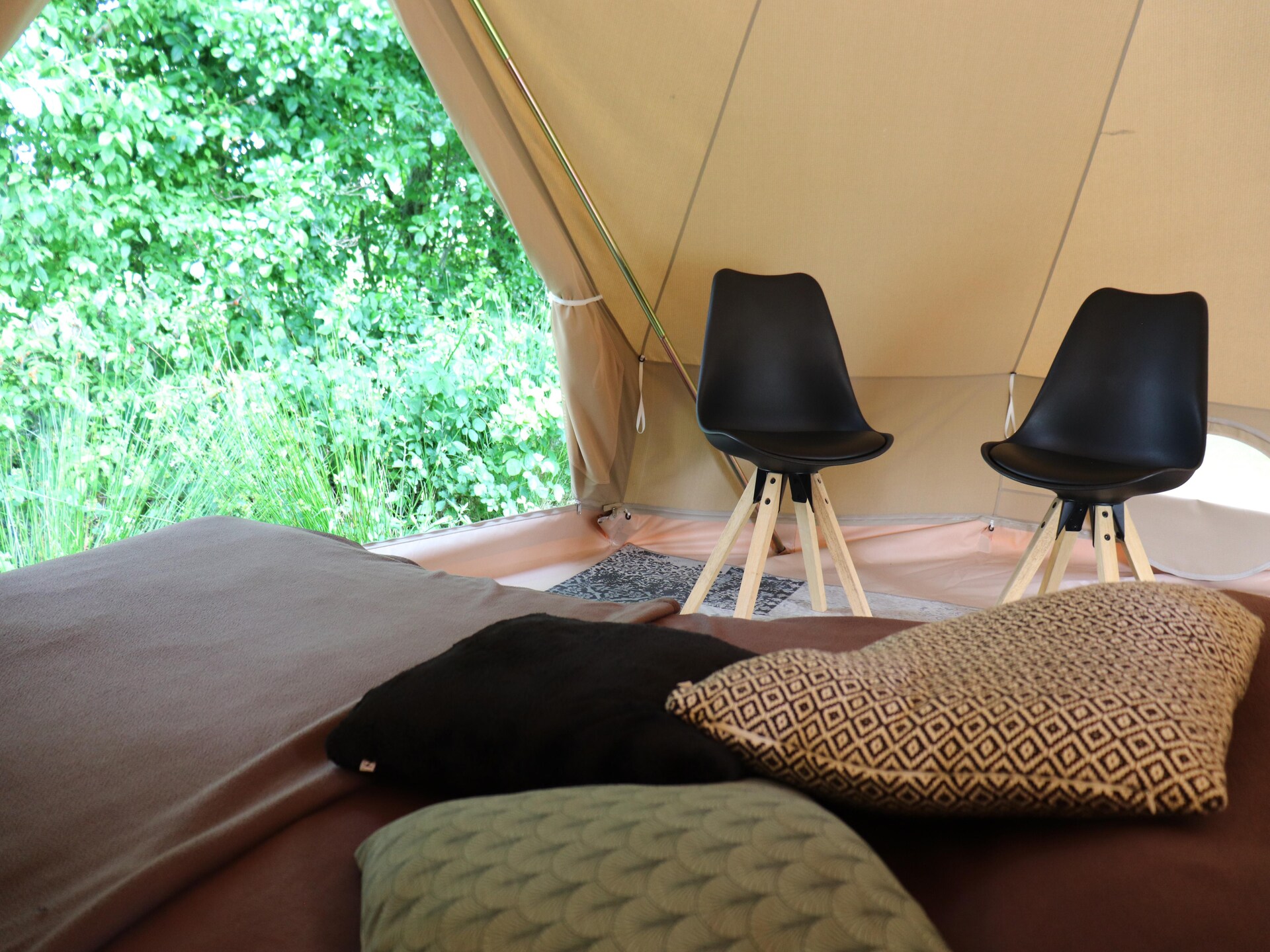 Glamping tent Smuk: luxe kamperen in de Friese natuur - foto 15