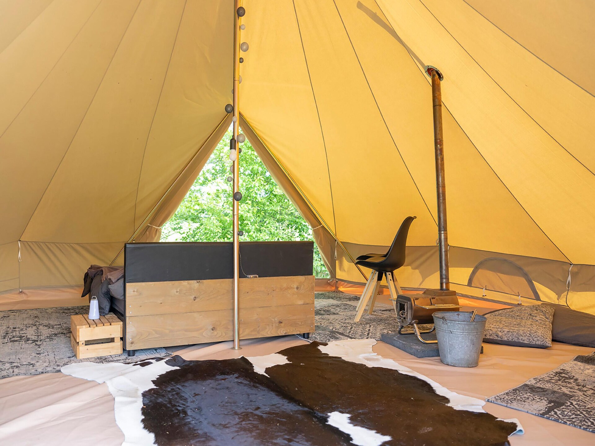 Twee sfeervolle bell tenten Kreas & Smuk in De Friese Wouden - foto 10