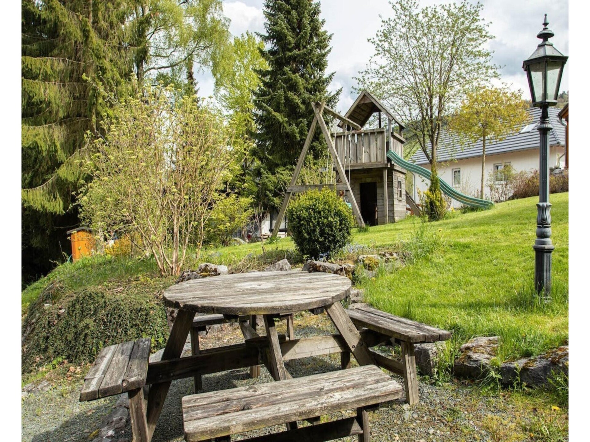 Luxe blokhut in Willingen op 100m van de skilift met sauna en beek - foto 10